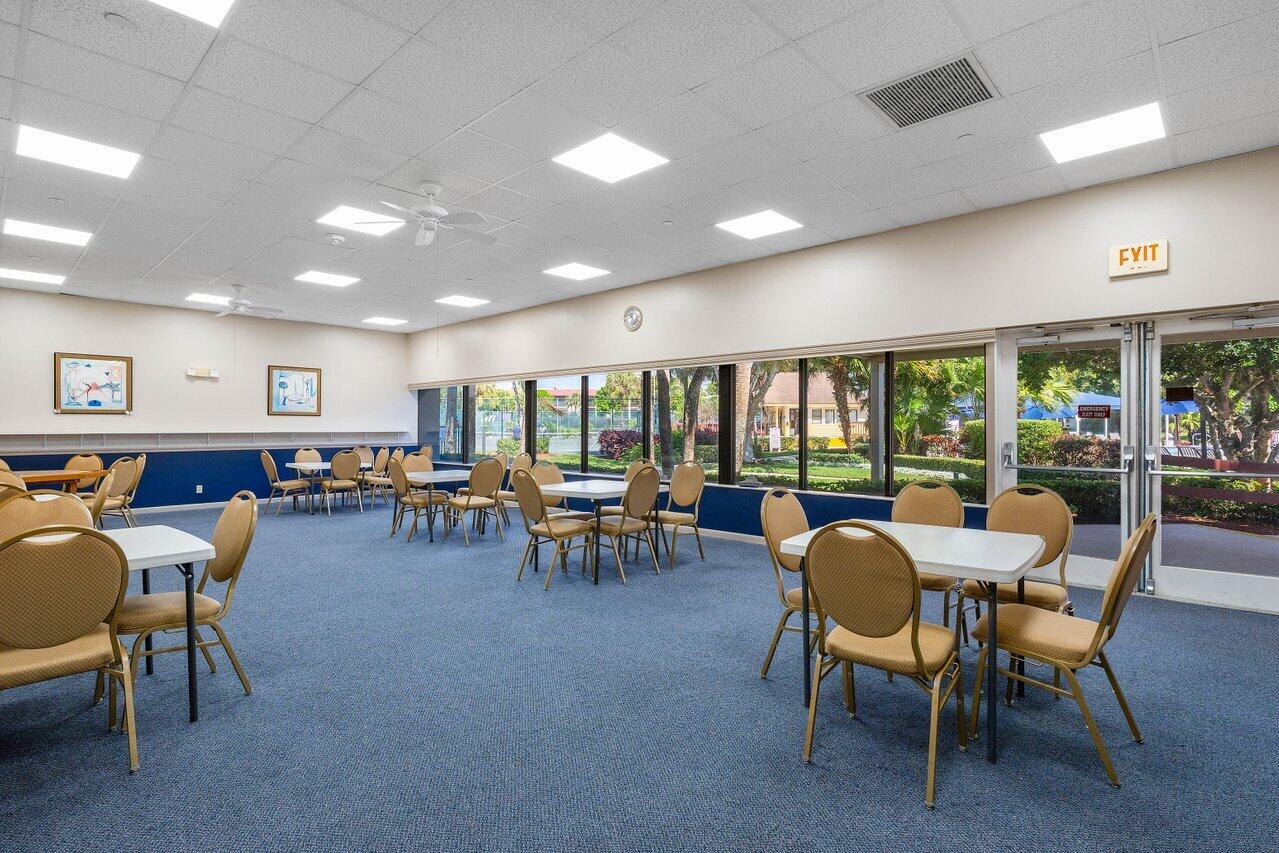 10092 Cedar Point Boulevard 305