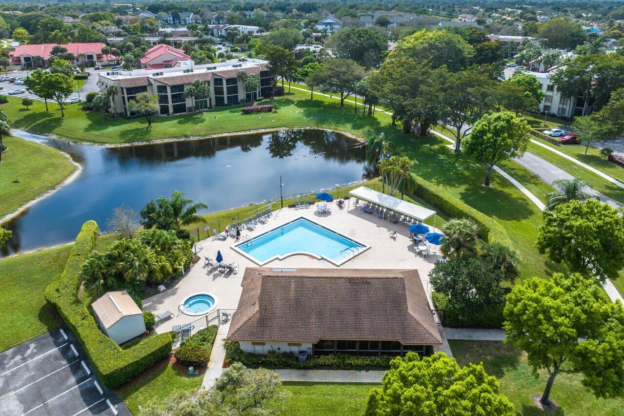 10092 Cedar Point Boulevard 305