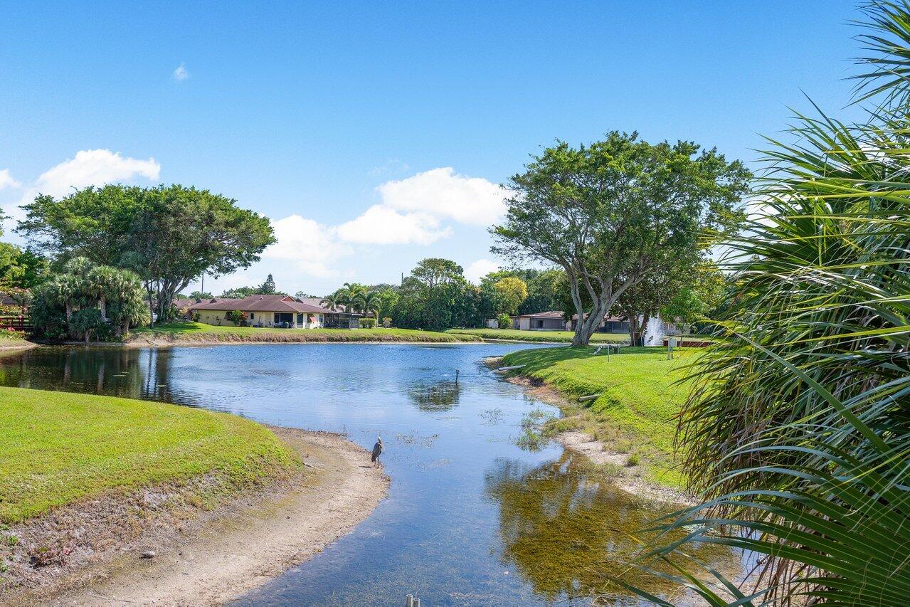 10092 Cedar Point Boulevard 305
