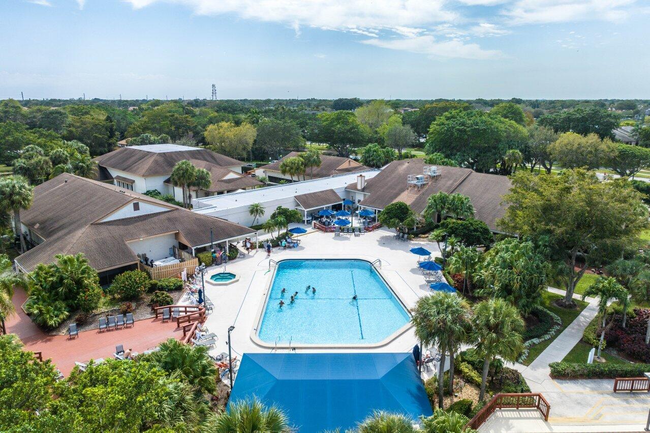 10092 Cedar Point Boulevard 305