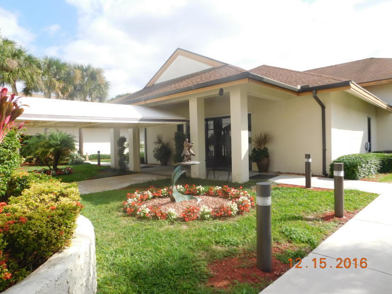 10092 Cedar Point Boulevard 305