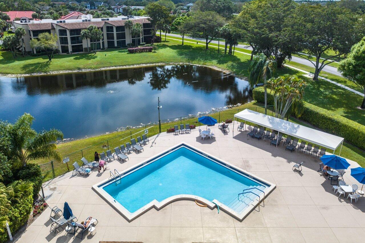 10092 Cedar Point Boulevard 305