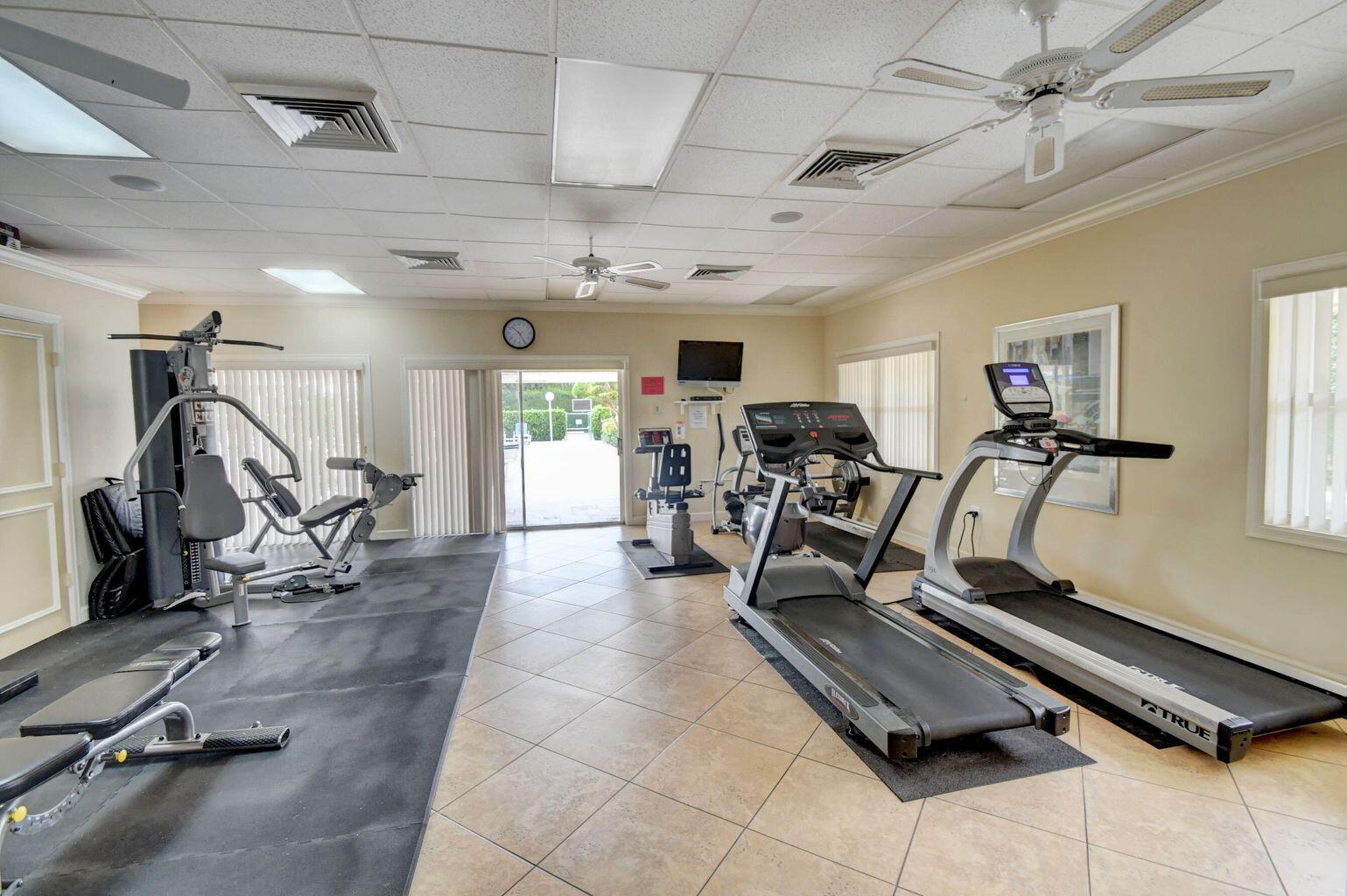 2721 SW 15th Street 203