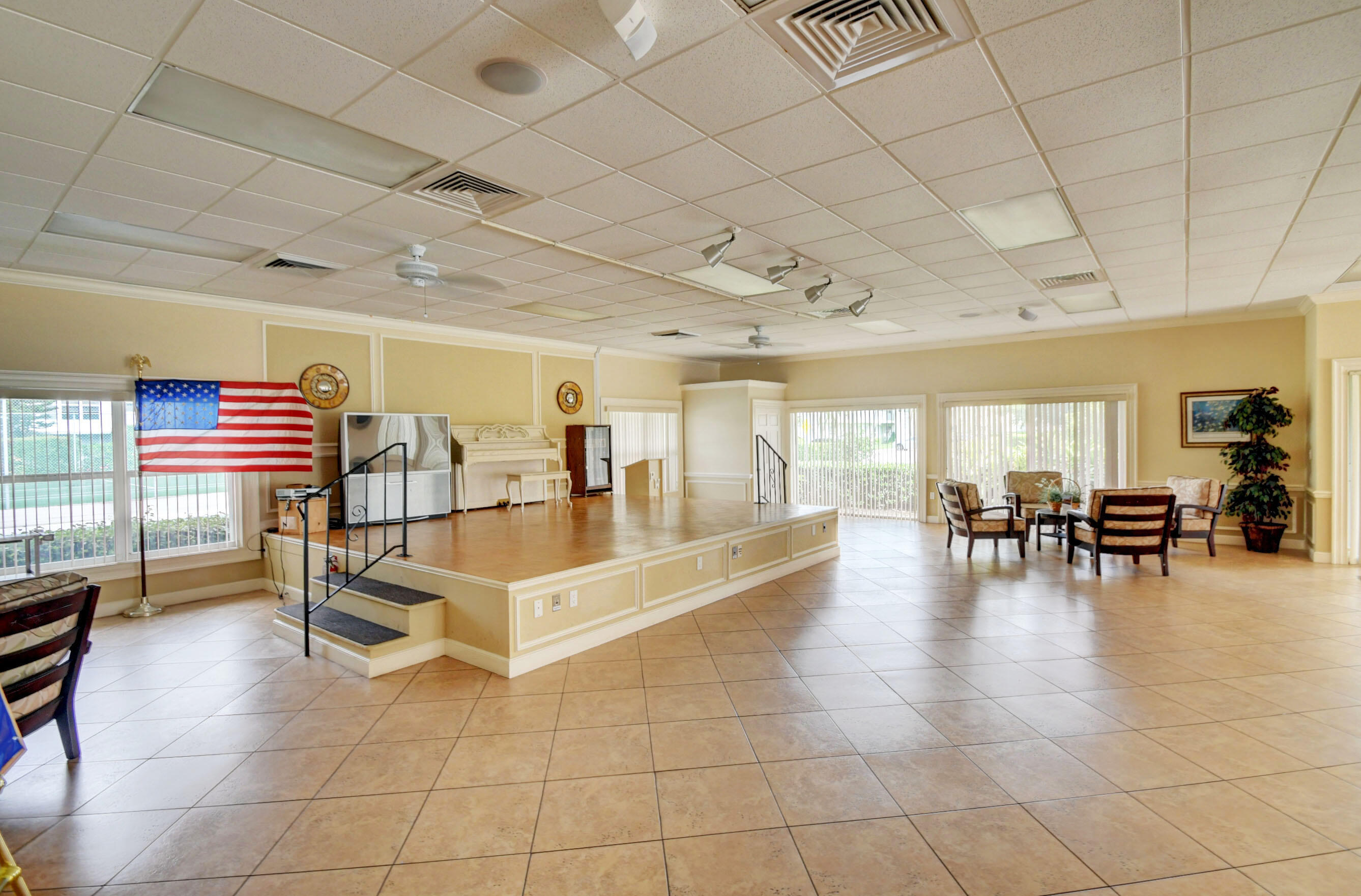 2721 SW 15th Street 203
