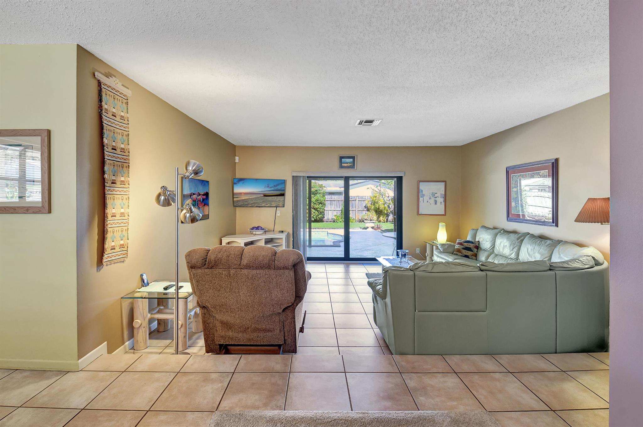 1175 SW 28th Avenue