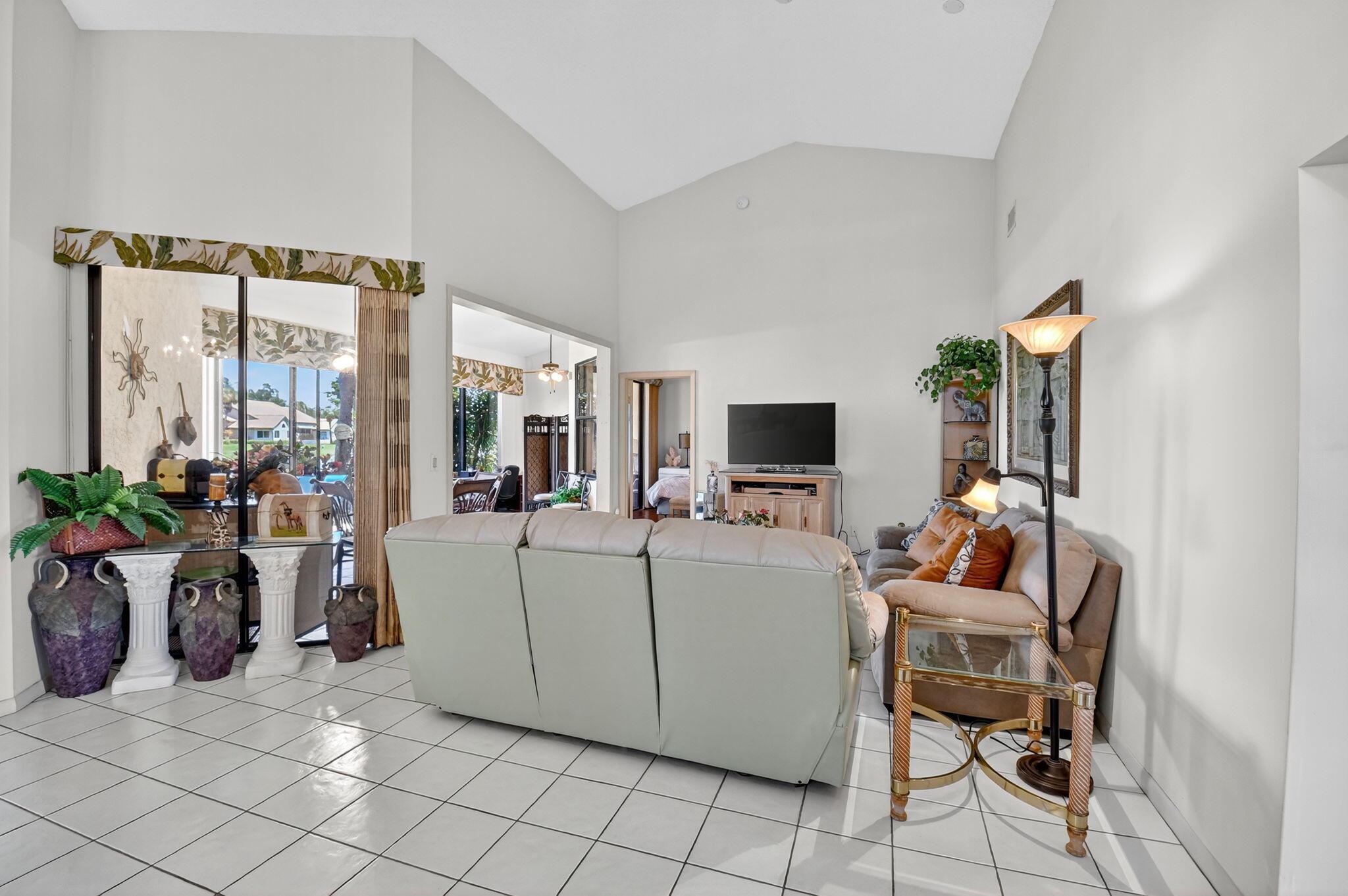 8112 Mimosa Place
