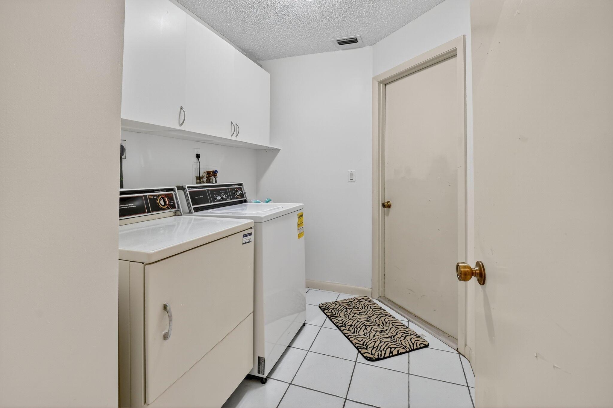 8112 Mimosa Place