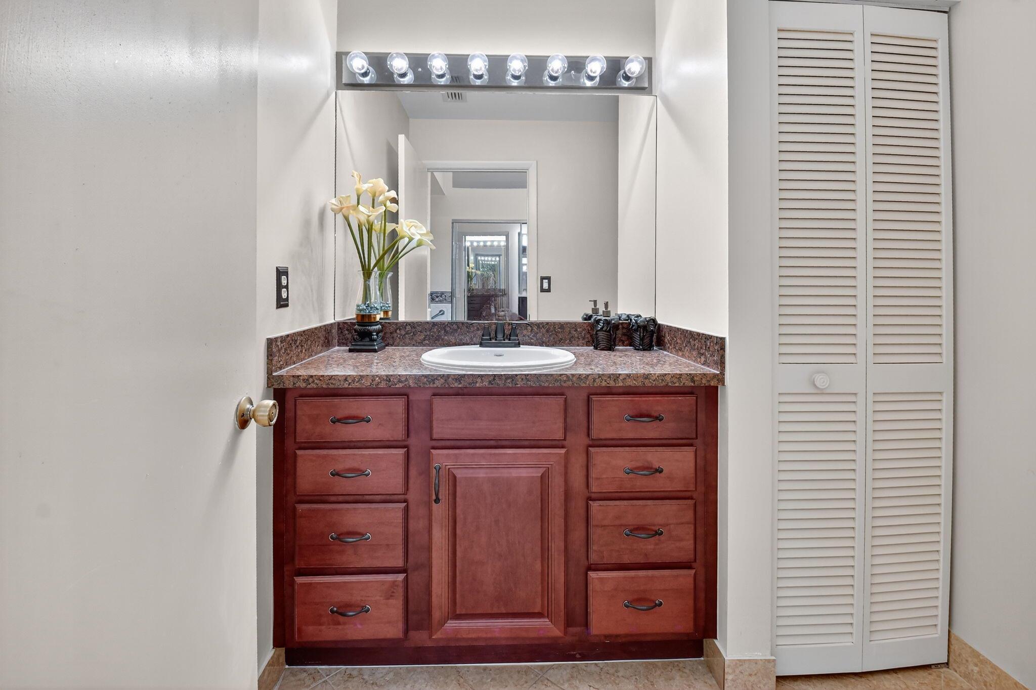 8112 Mimosa Place