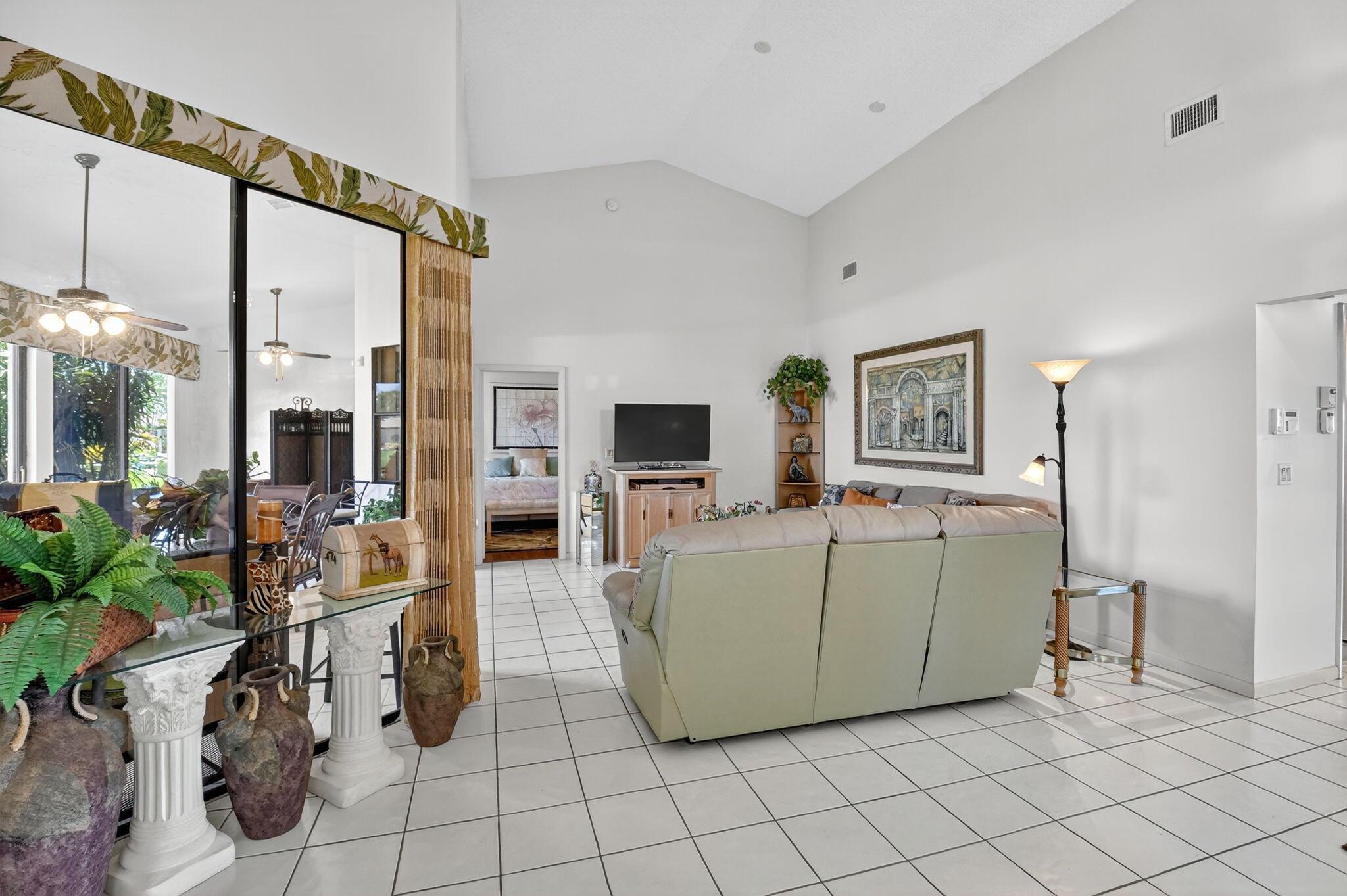 8112 Mimosa Place