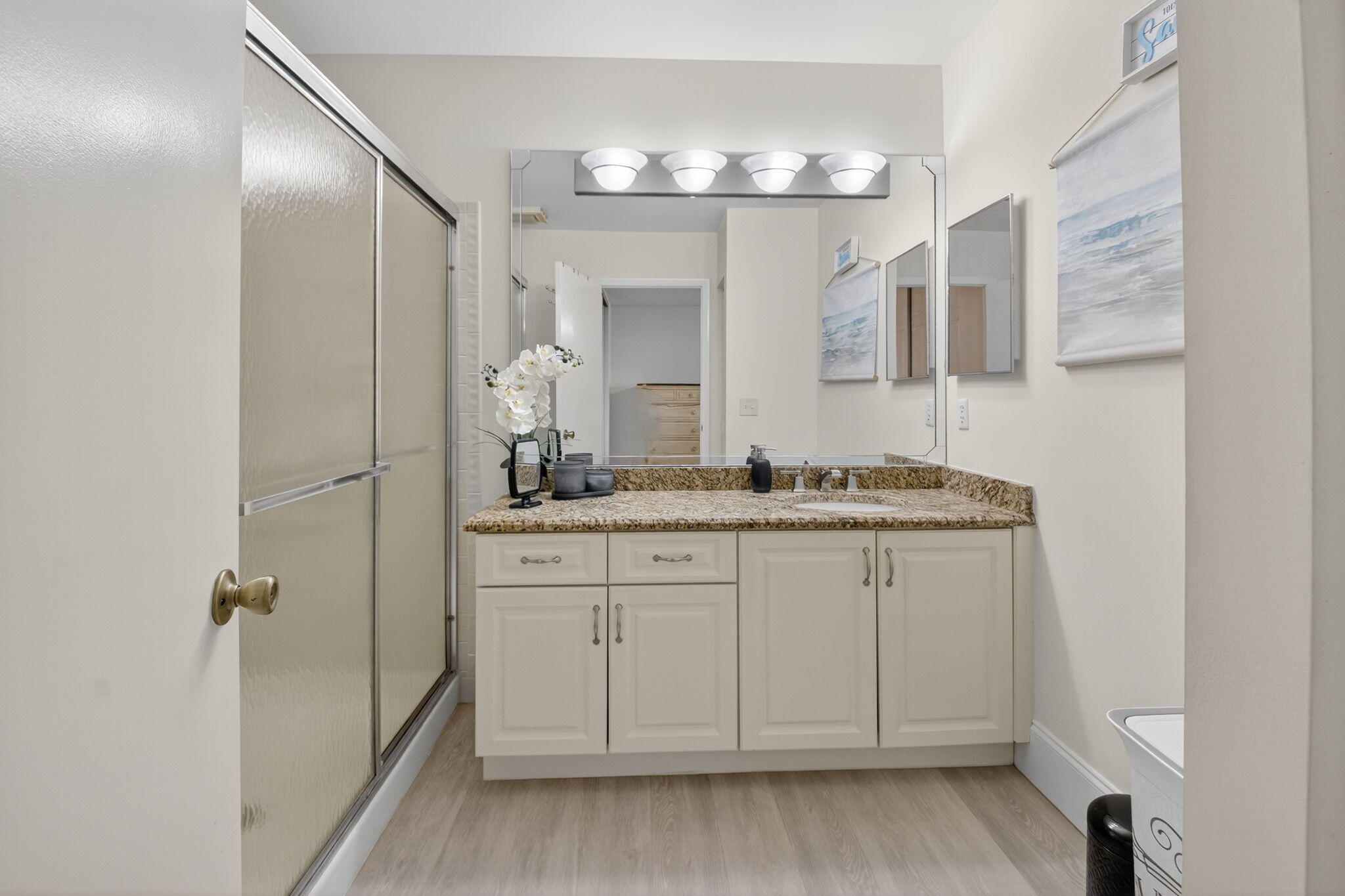 5275 Europa Drive H