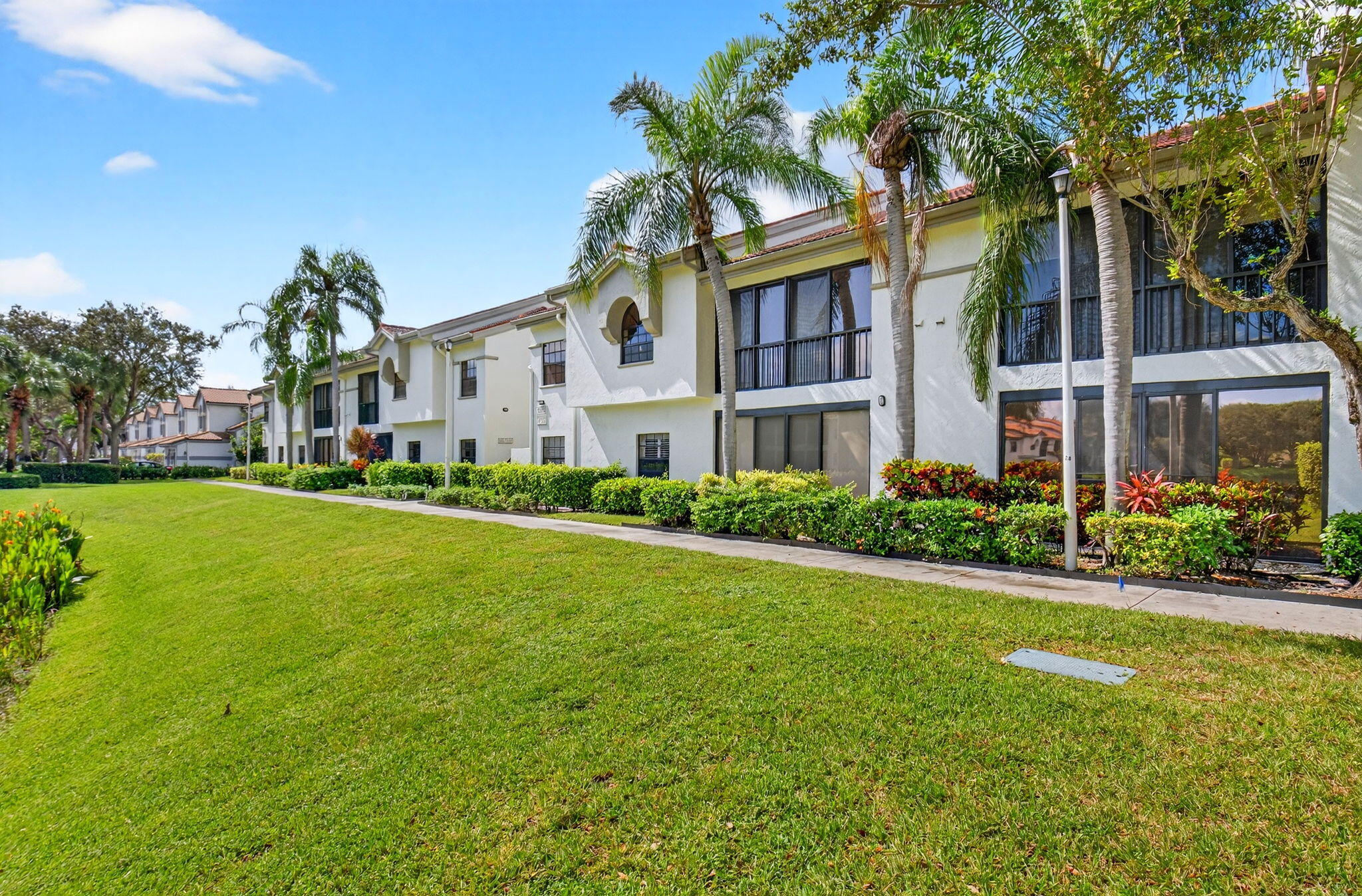 5275 Europa Drive H