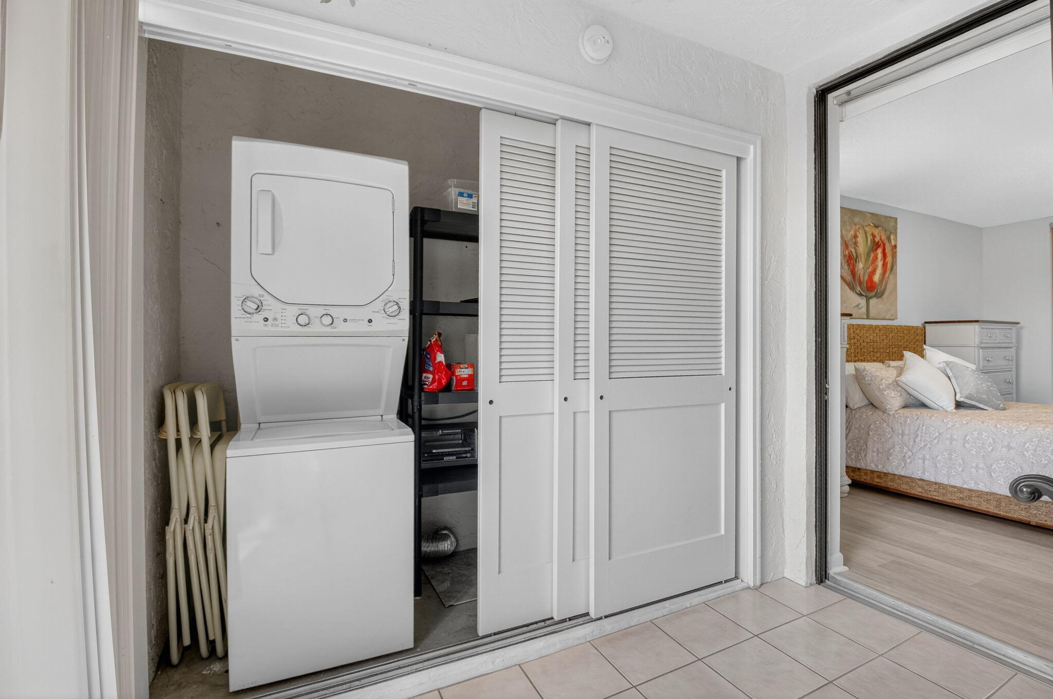 5275 Europa Drive H