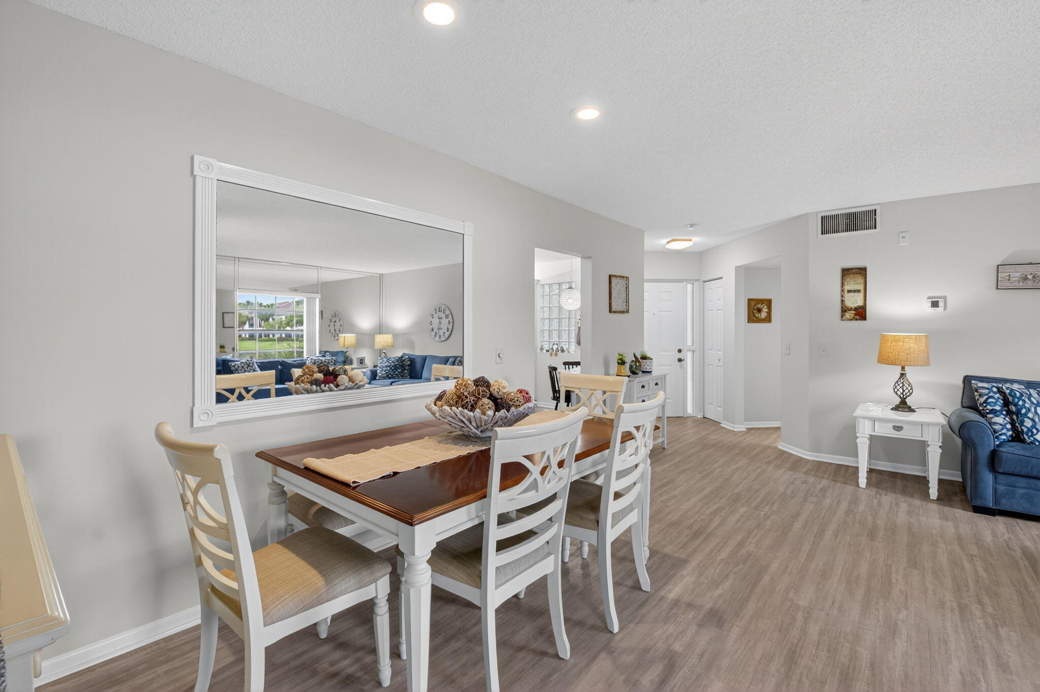 5275 Europa Drive H