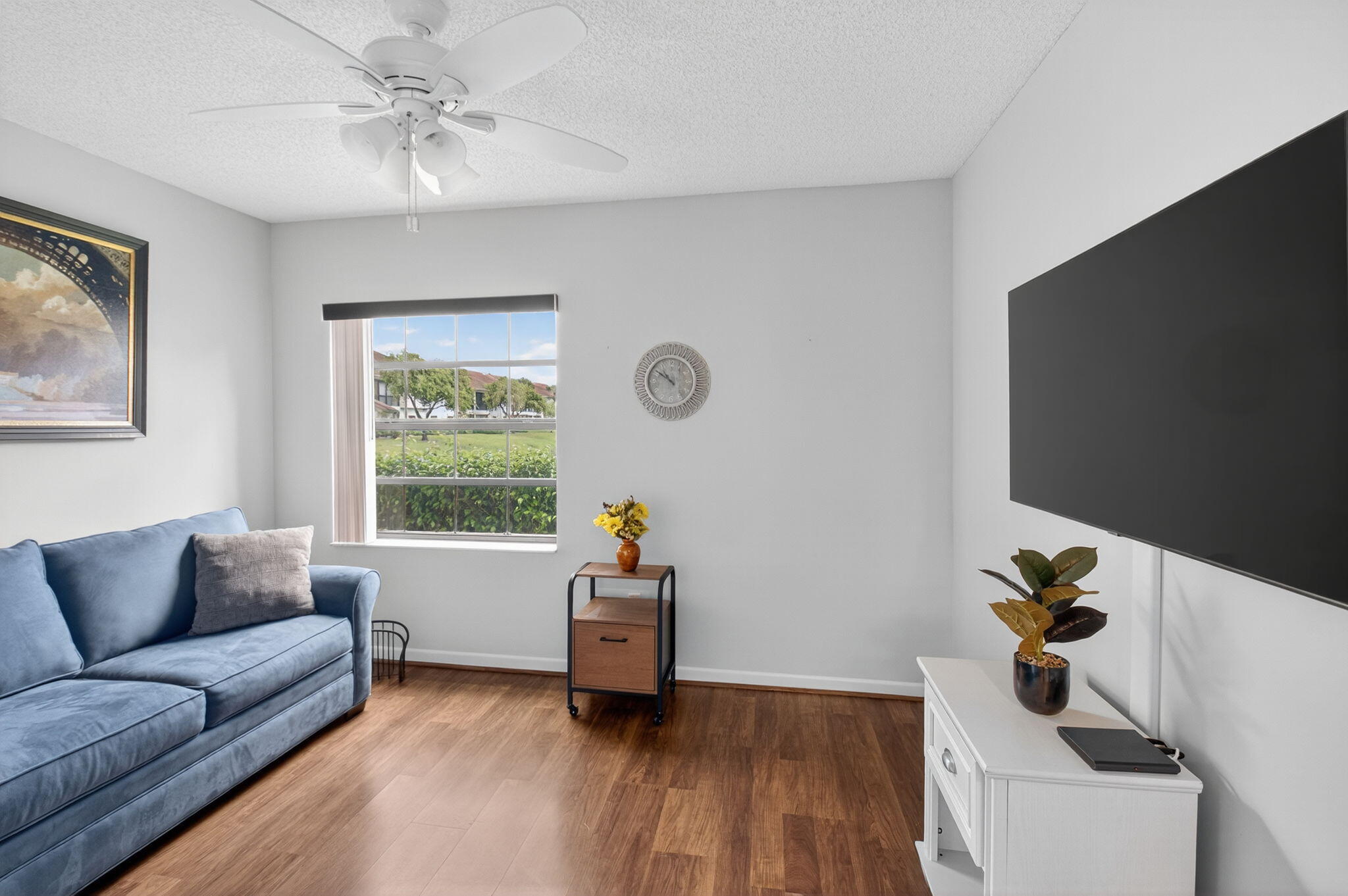5275 Europa Drive H