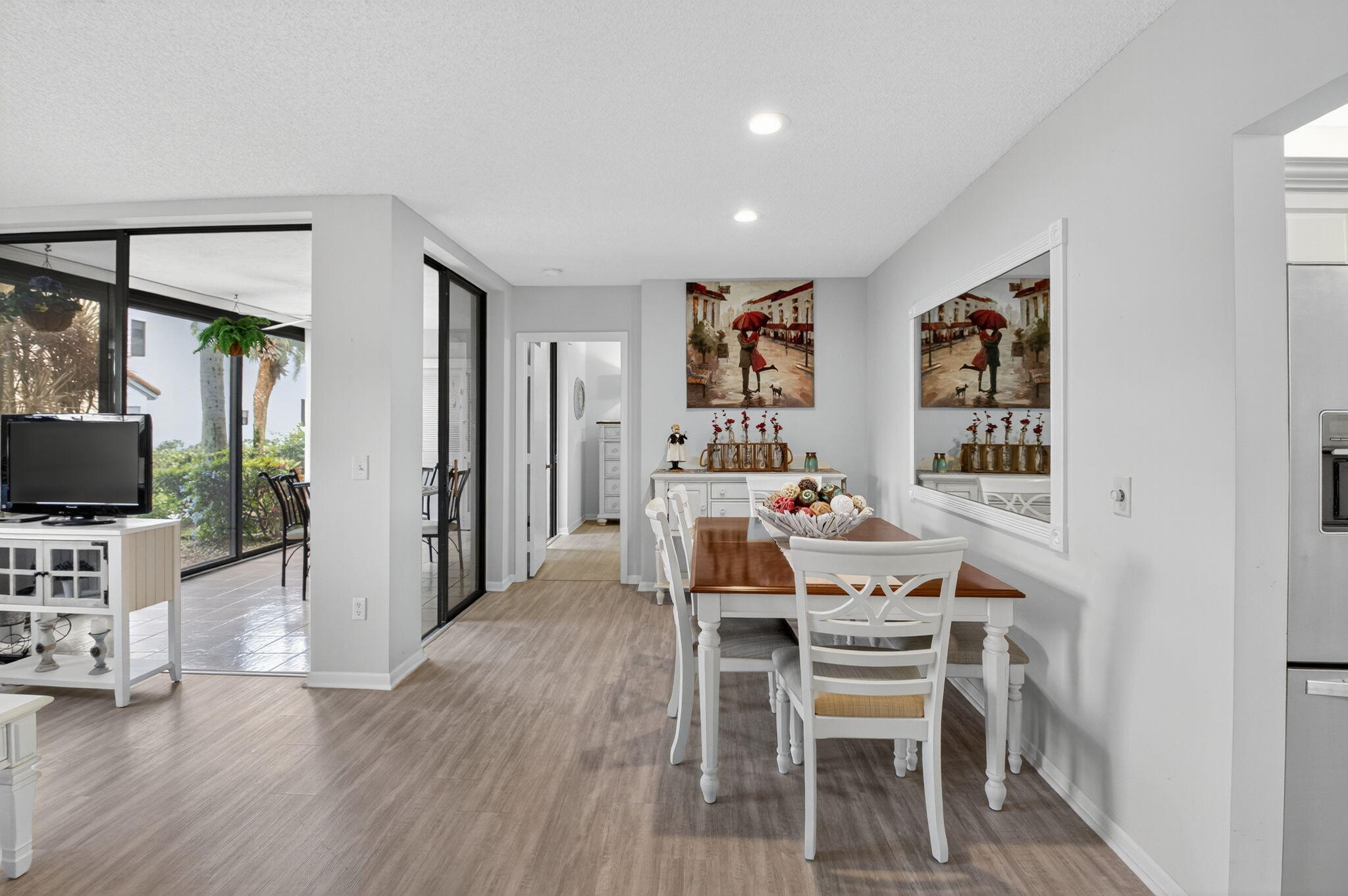 5275 Europa Drive H