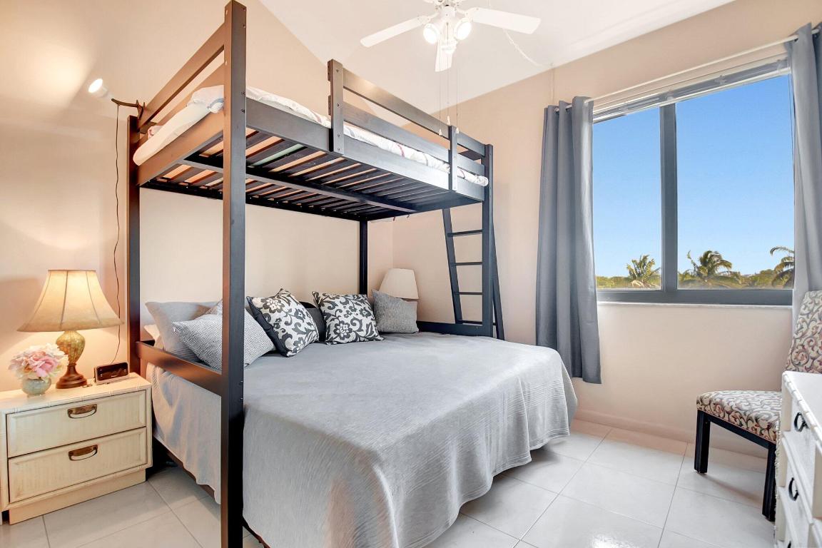 755 Dotterel Road 1512