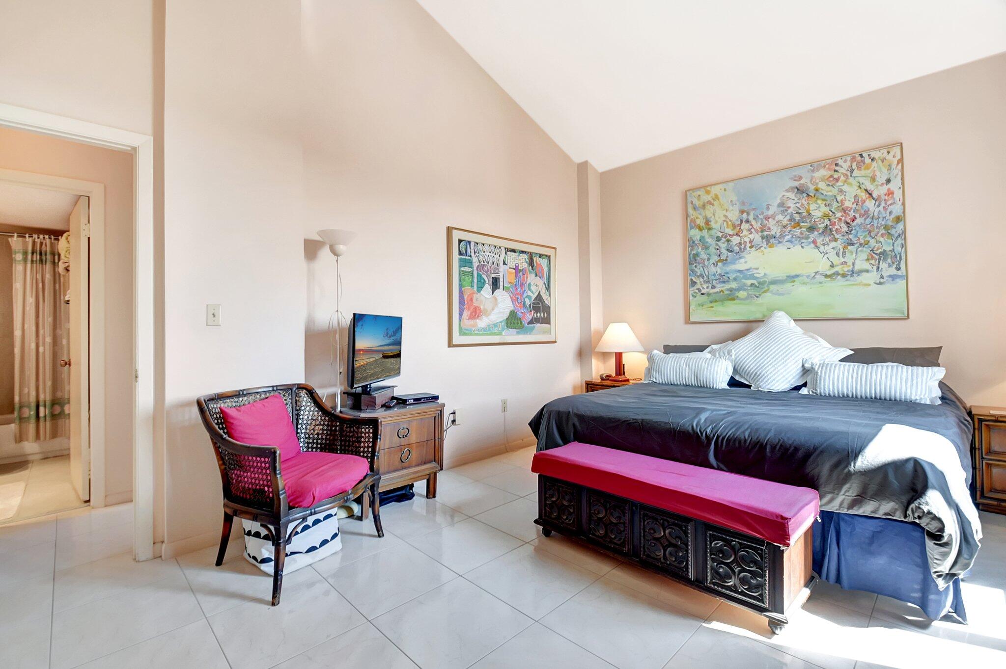 755 Dotterel Road 1512