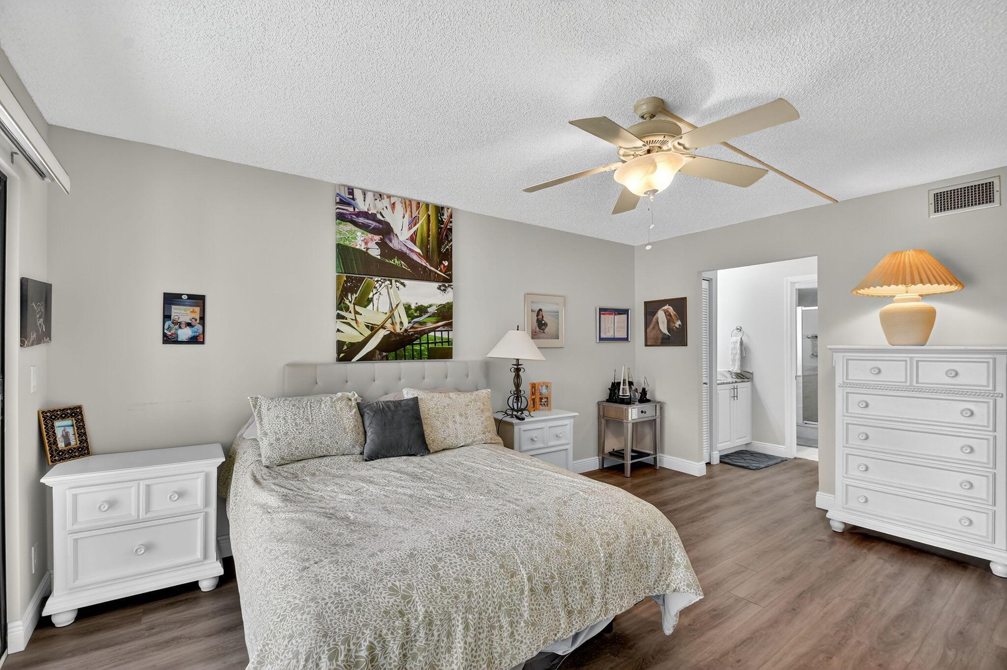 10092 Cedar Point Boulevard 305