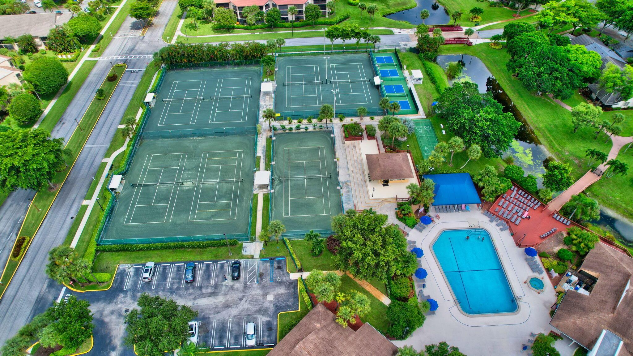 10092 Cedar Point Boulevard 305