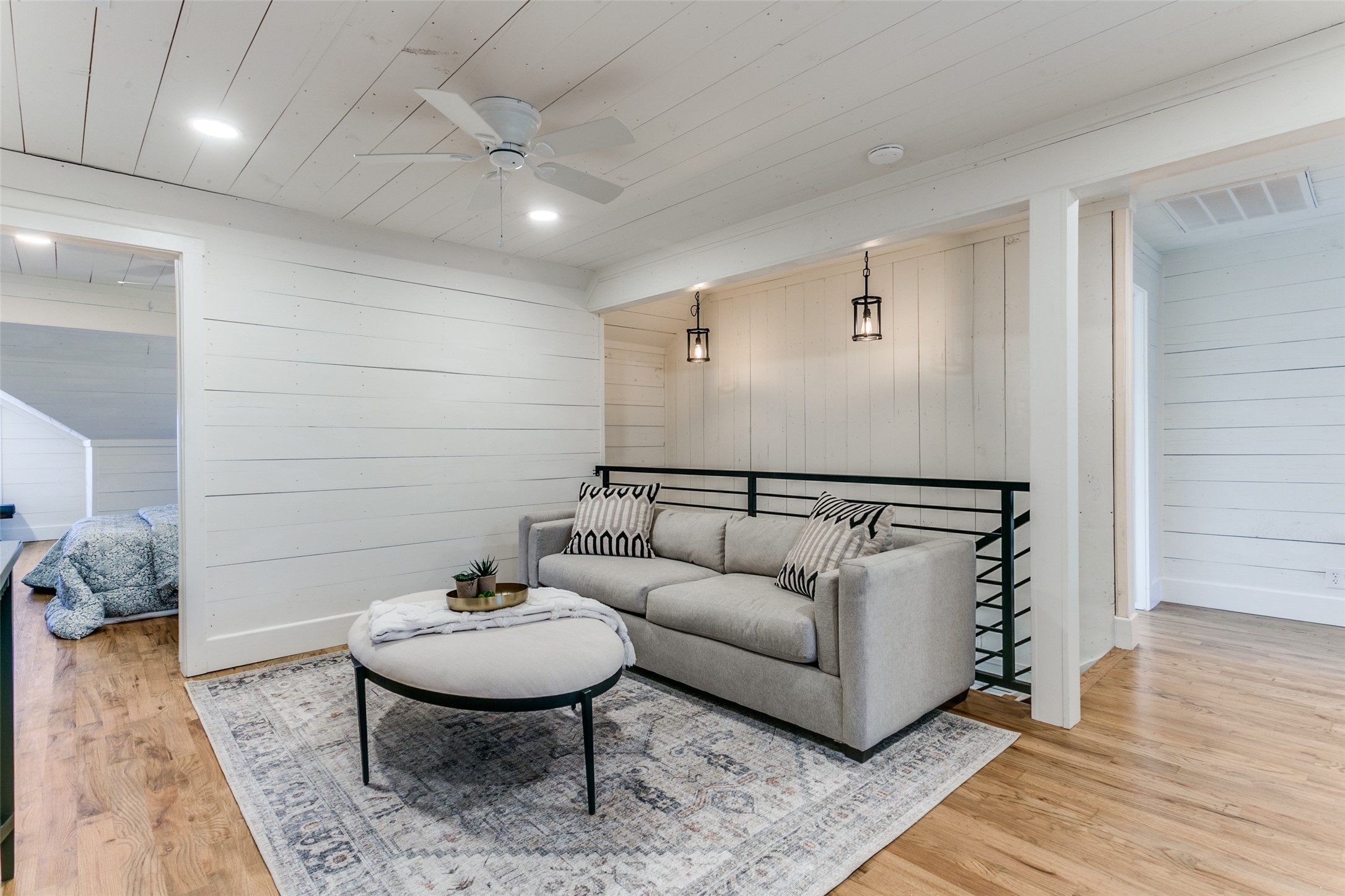 428 E Wall Street