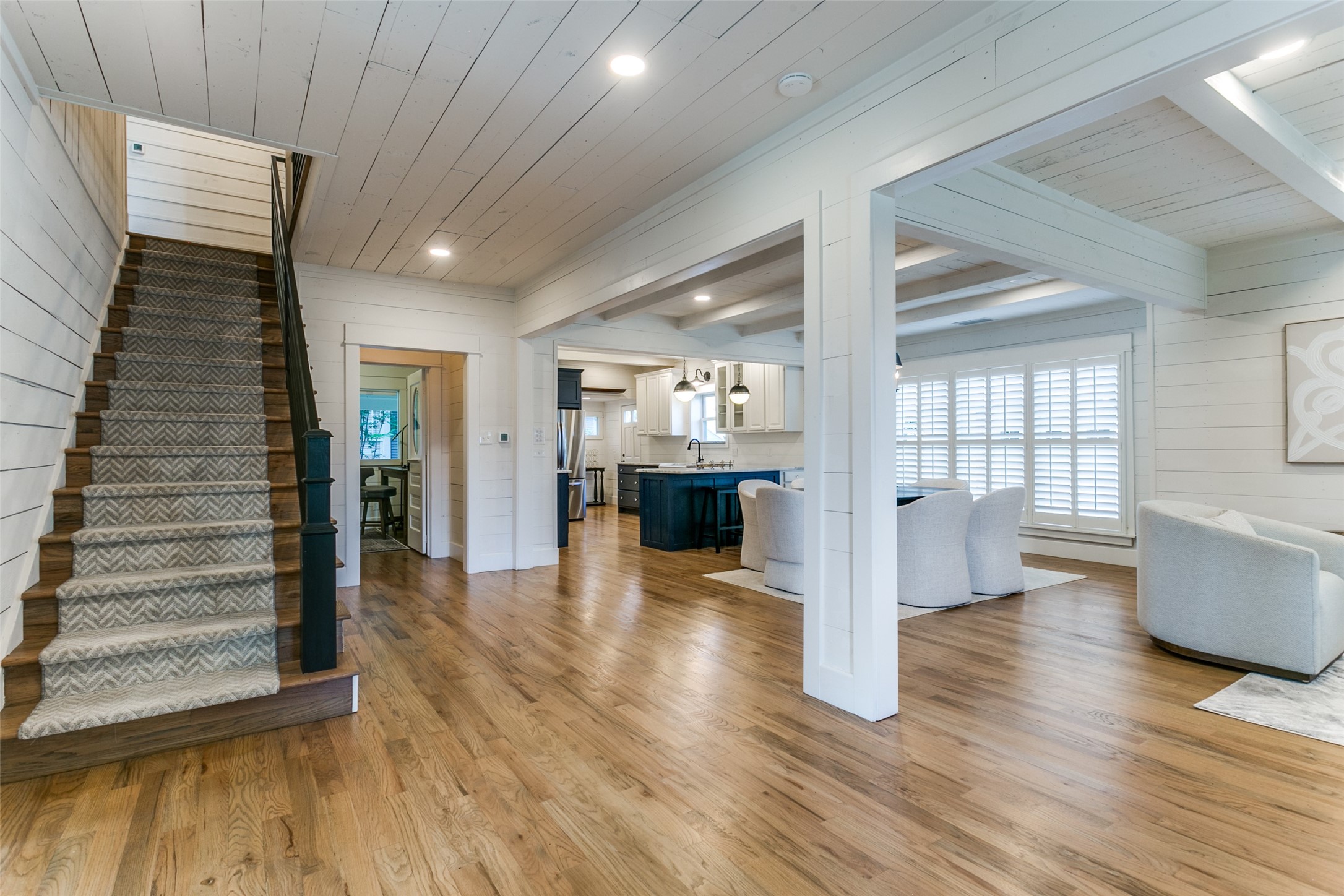 428 E Wall Street