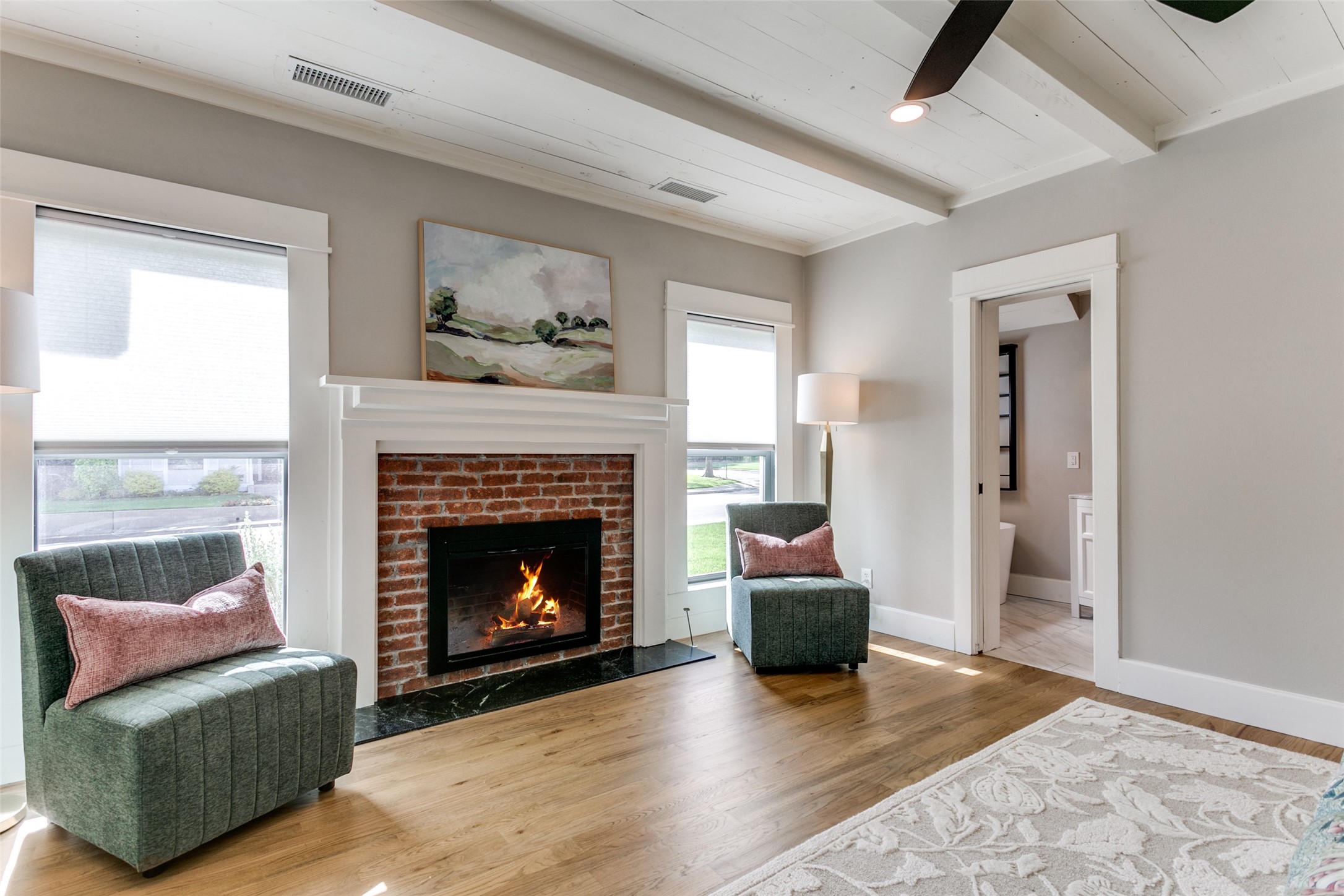 428 E Wall Street