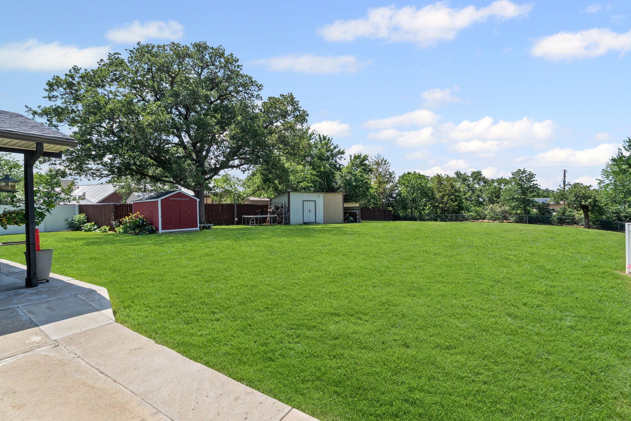 1418 Lakeshore Boulevard