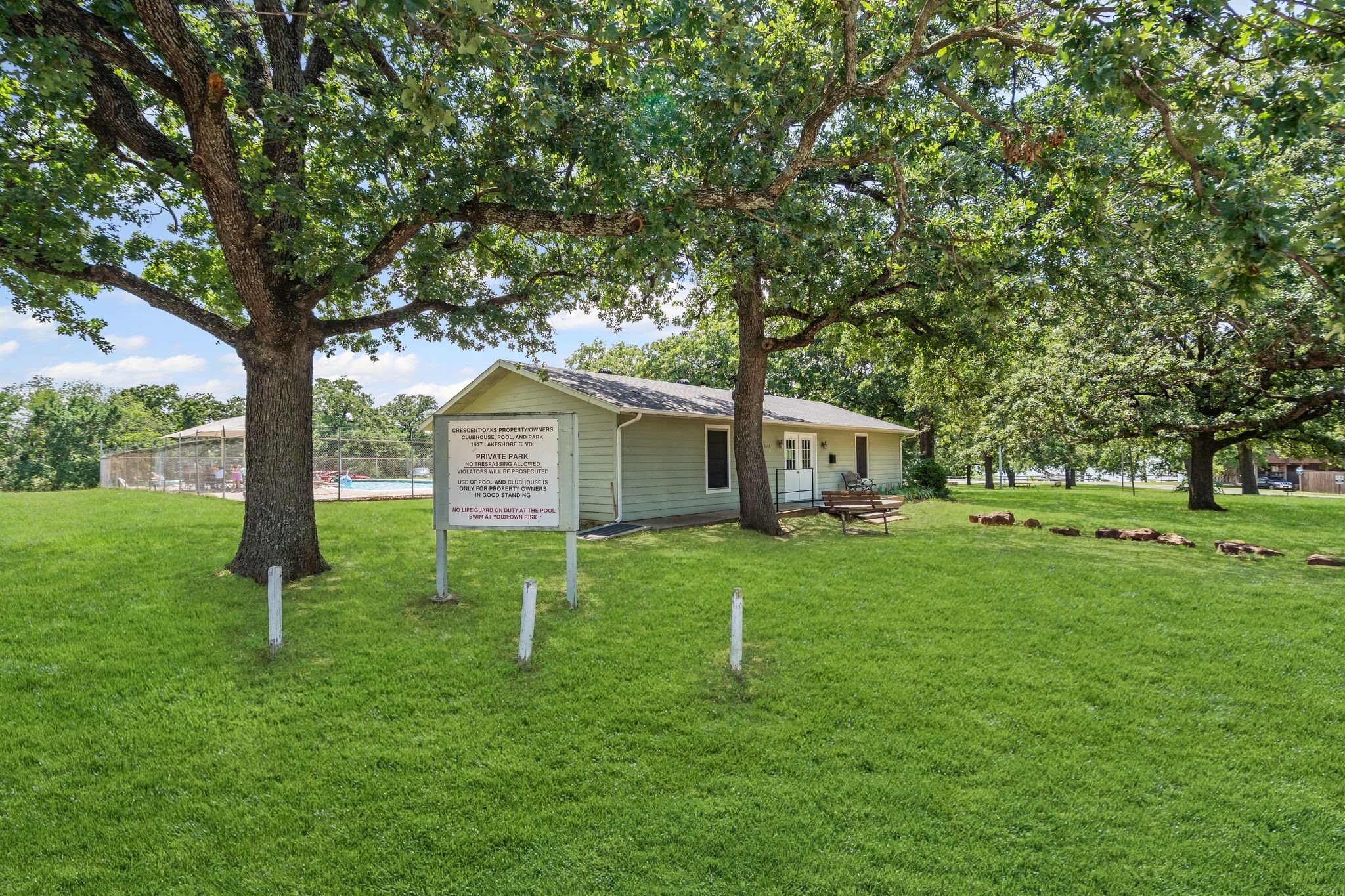 1418 Lakeshore Boulevard