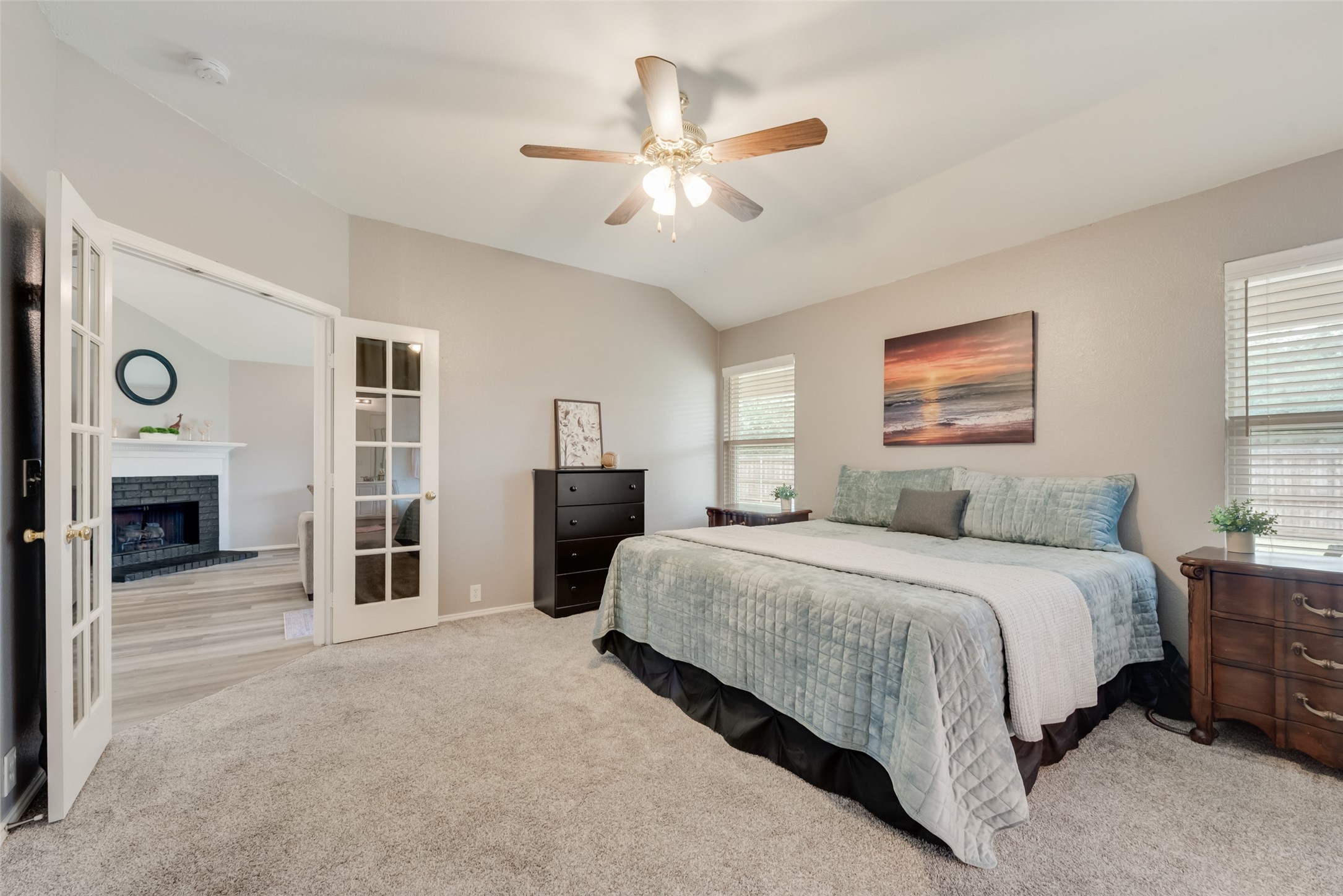2801 Crater Lake Lane