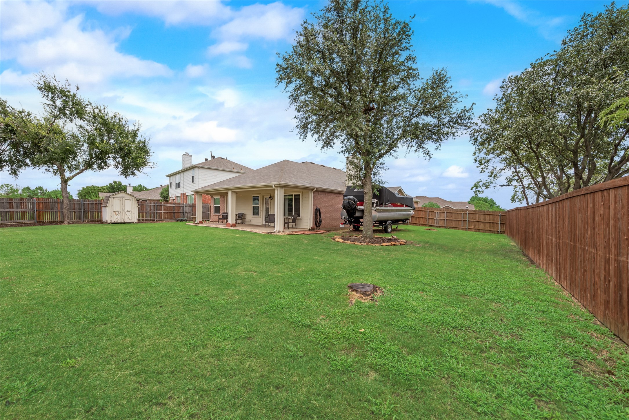 2801 Crater Lake Lane