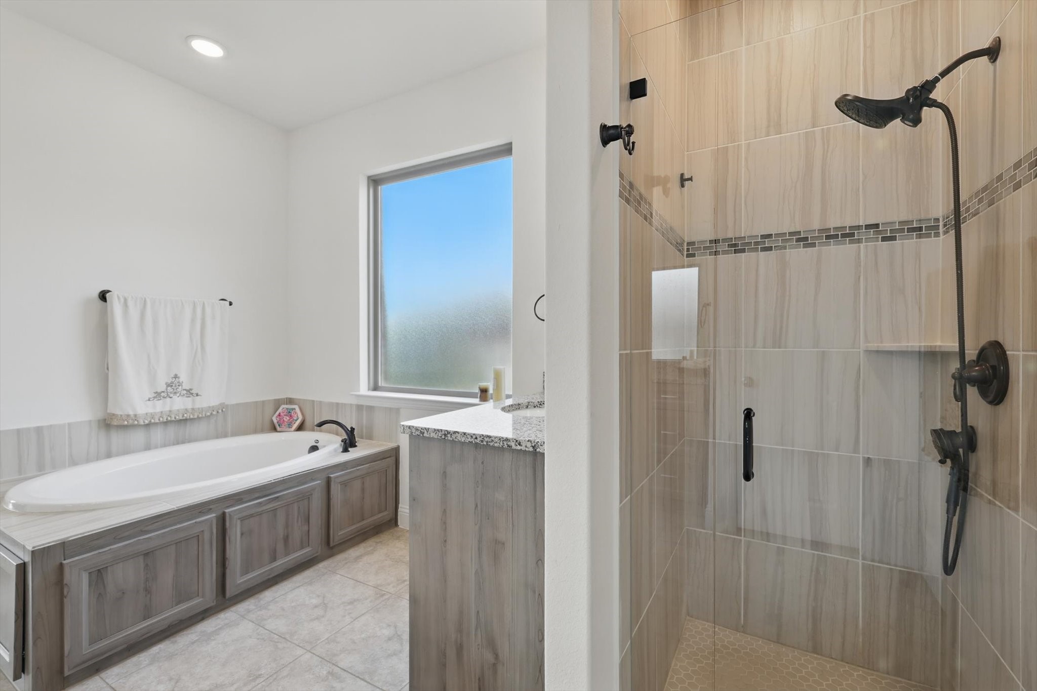 14329 Home Trail