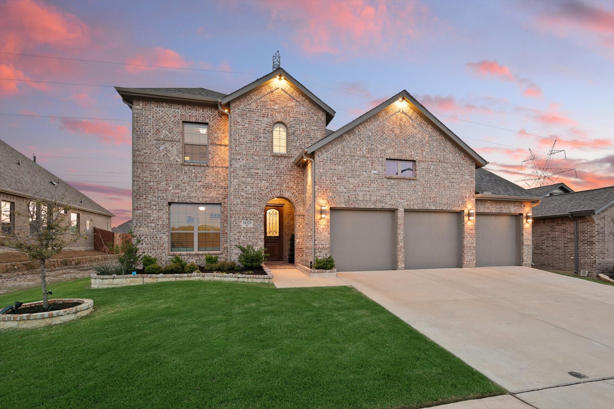 14329 Home Trail