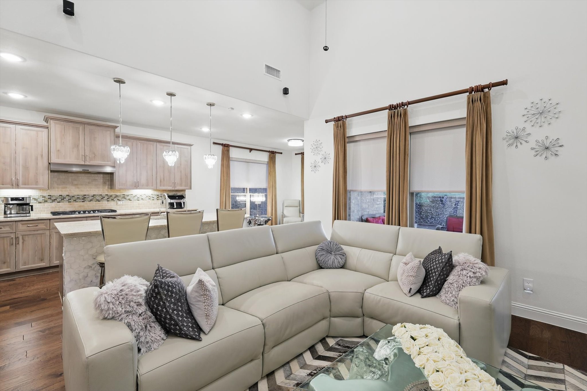 14329 Home Trail