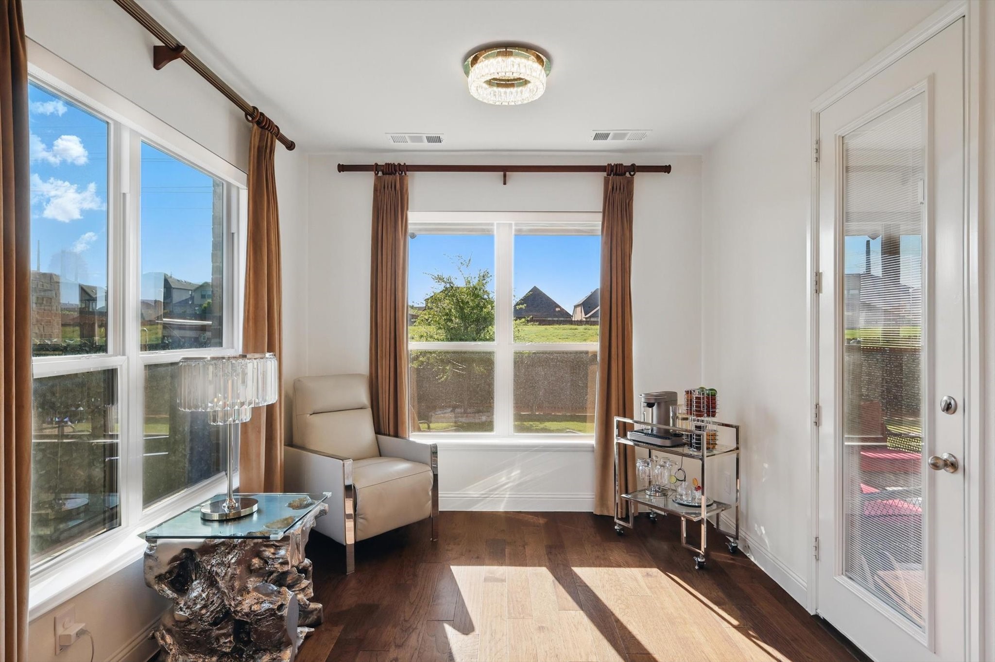 14329 Home Trail