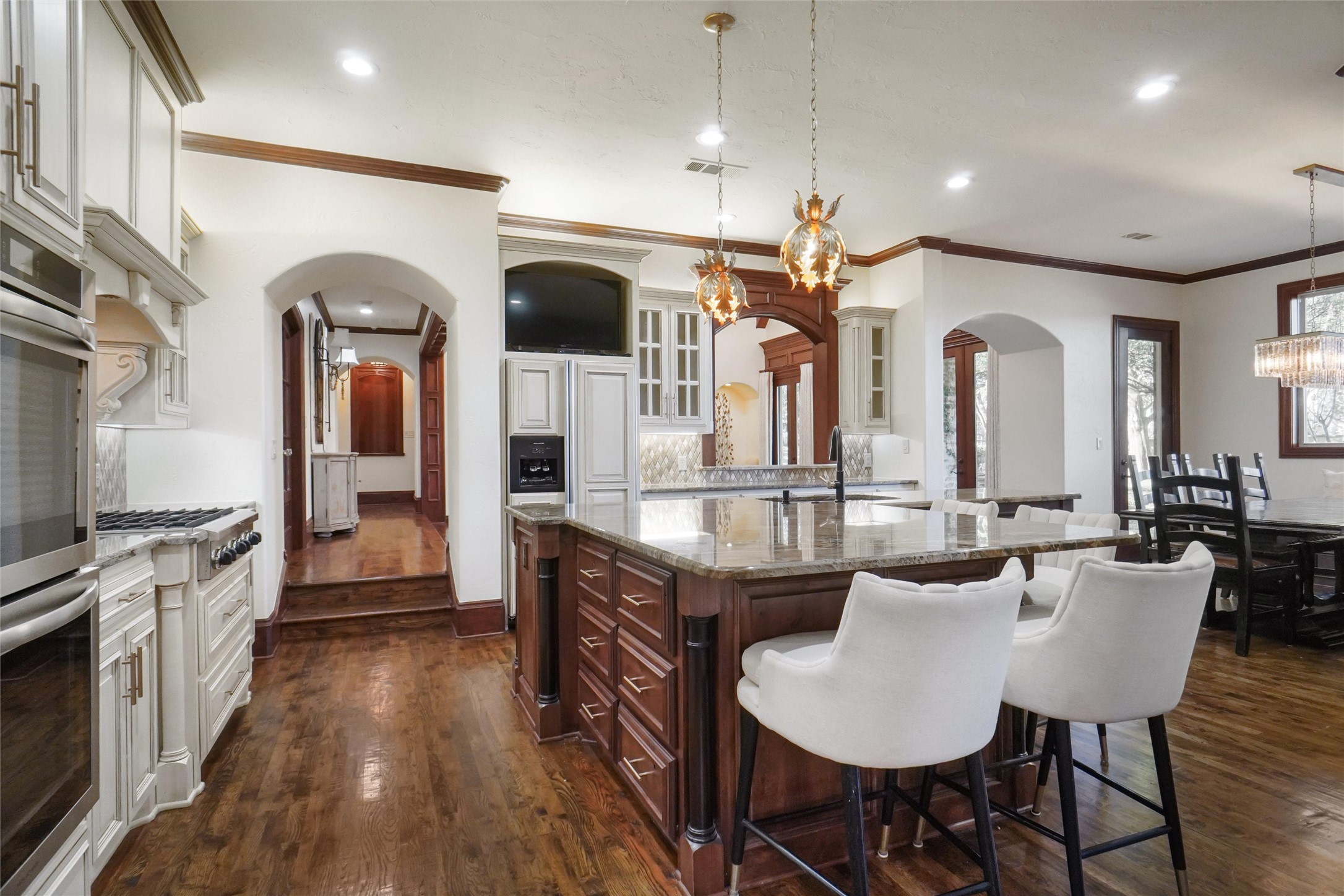 1217 Saddlebrook Way