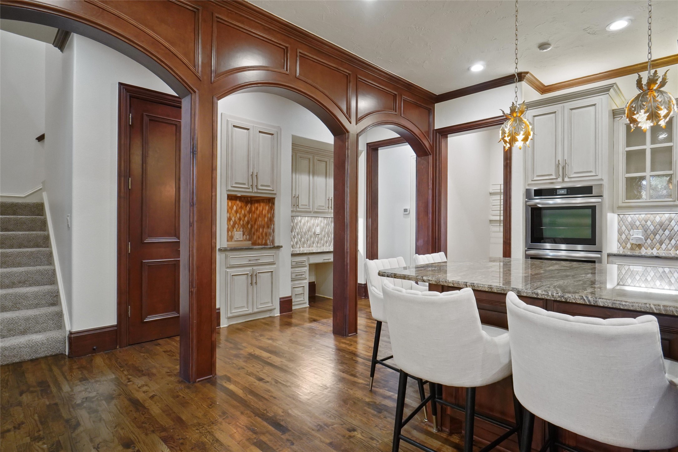 1217 Saddlebrook Way