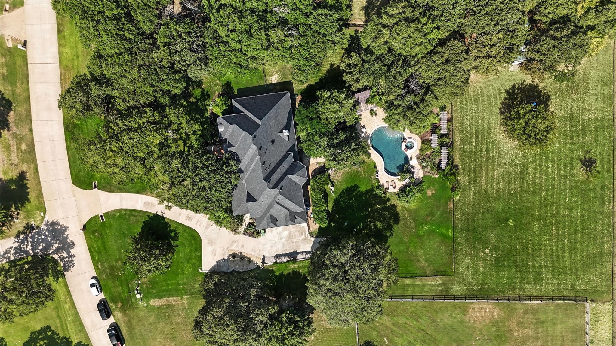 1217 Saddlebrook Way