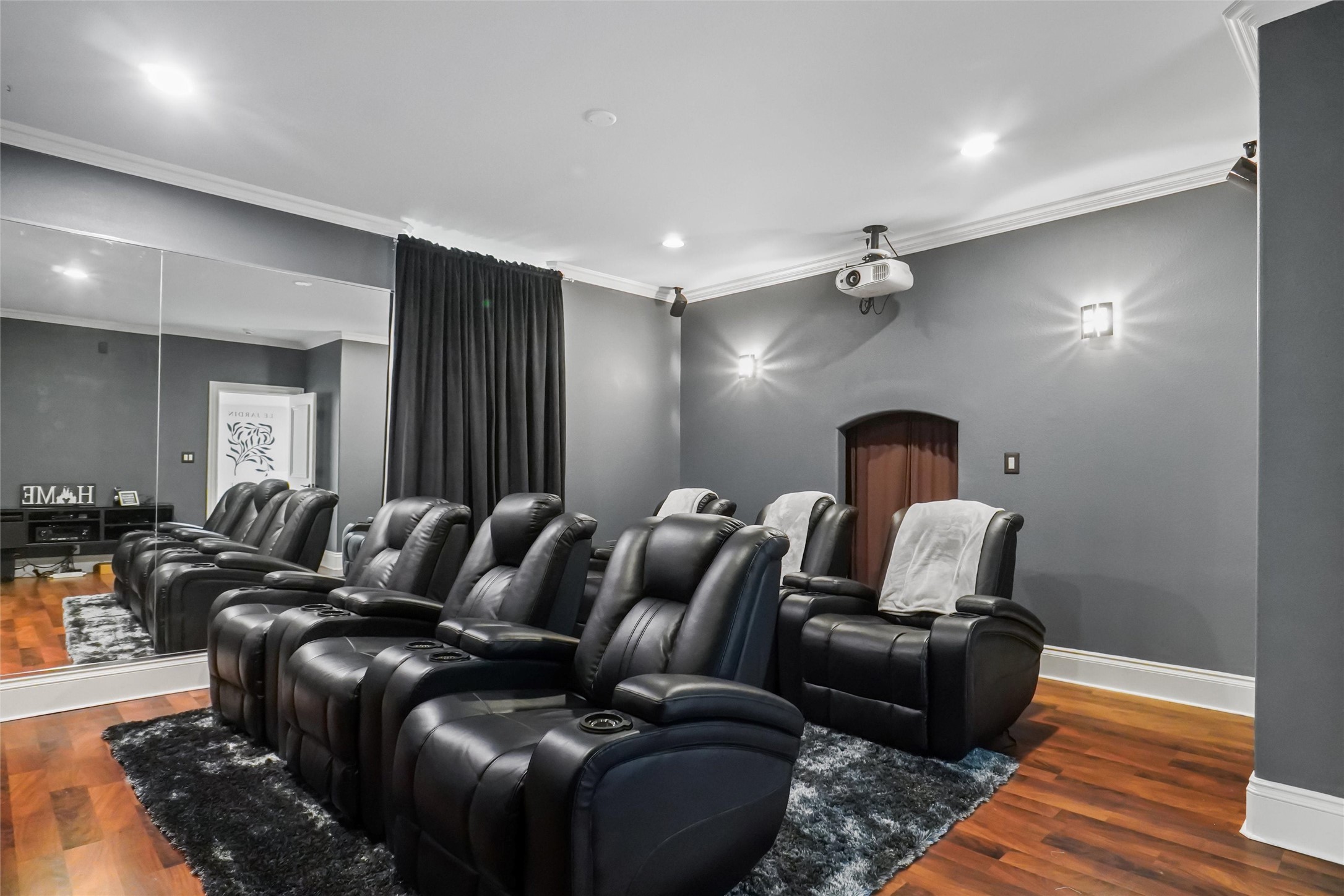 1217 Saddlebrook Way