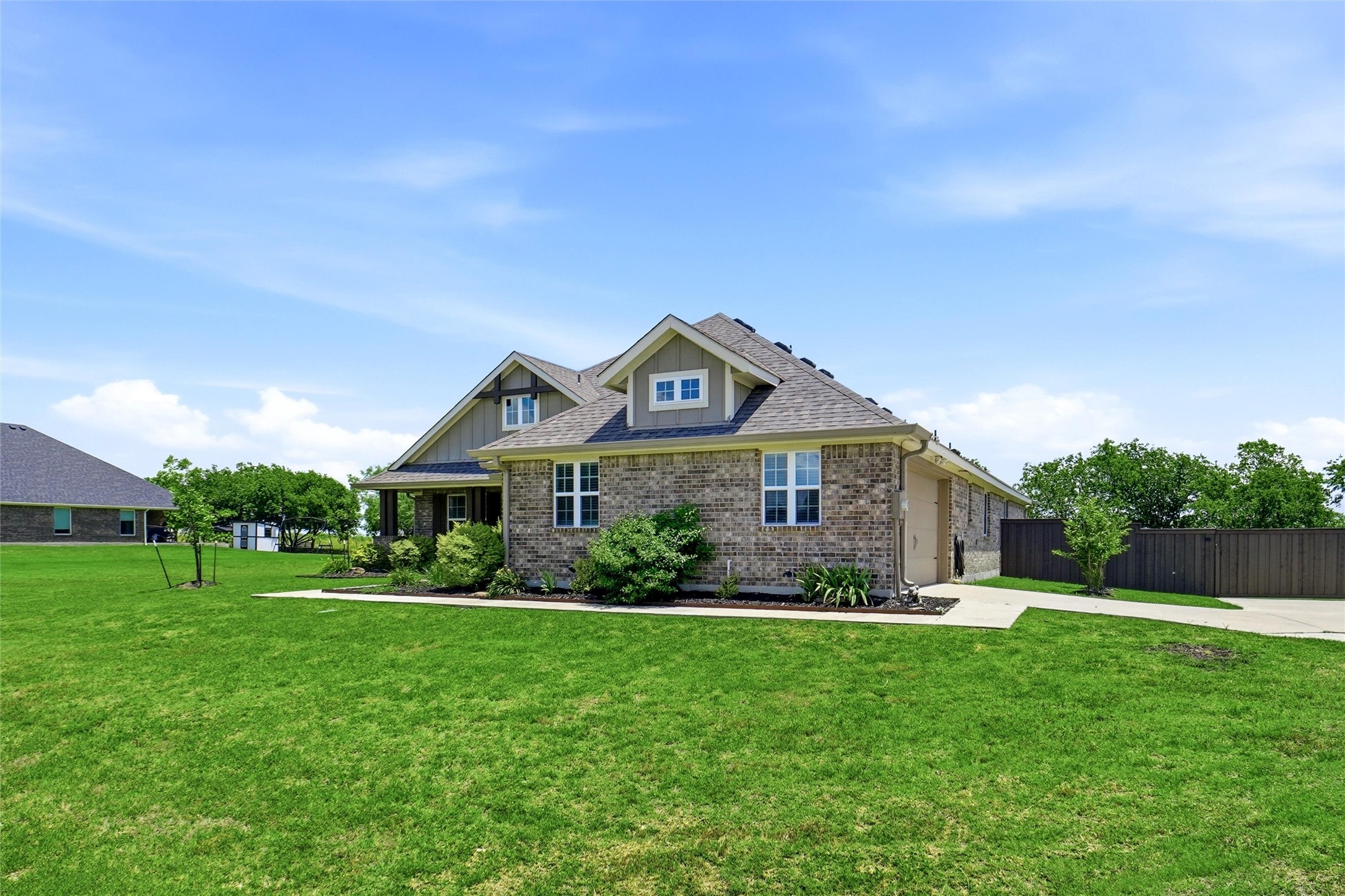 5013 Diamond Drive