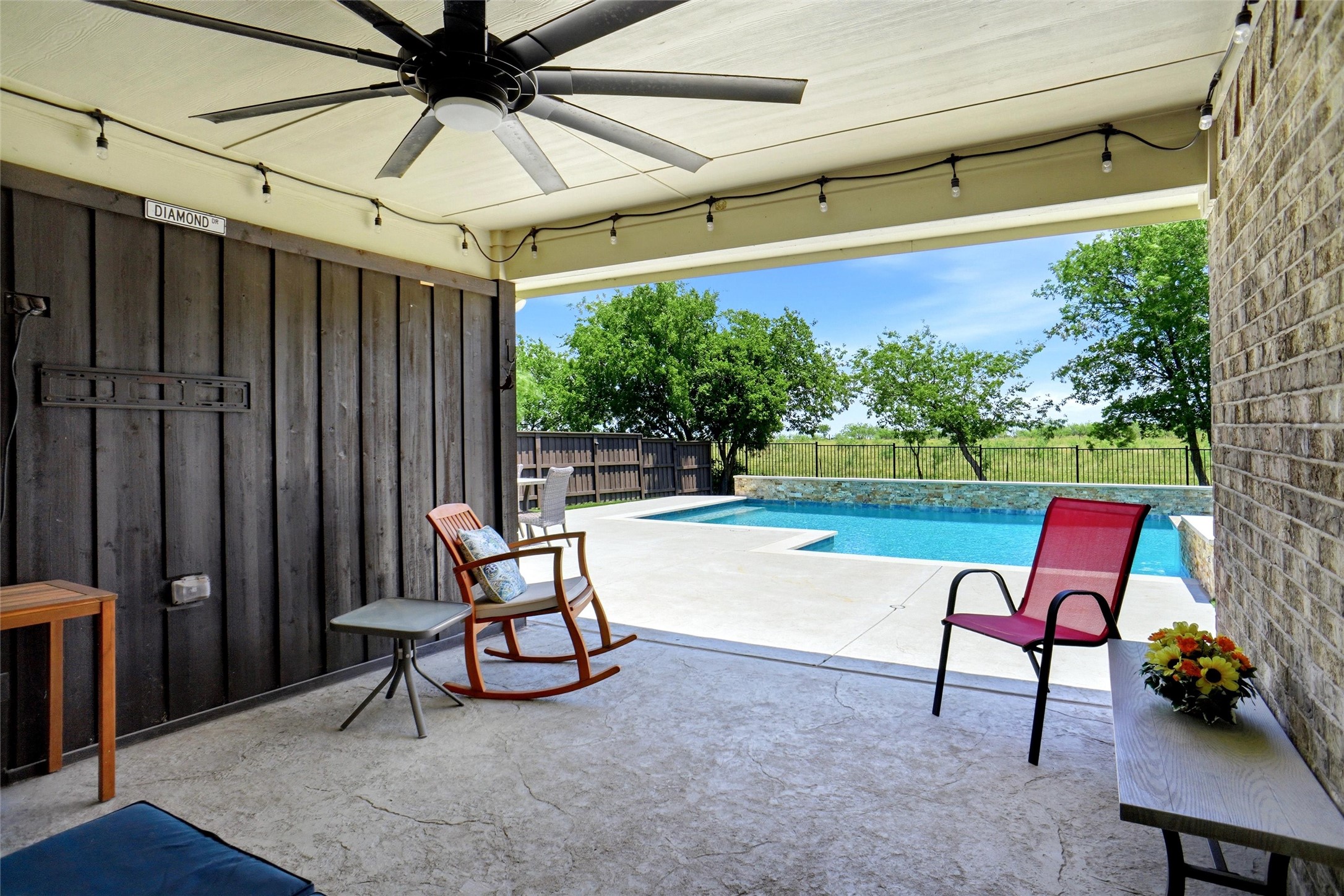 5013 Diamond Drive