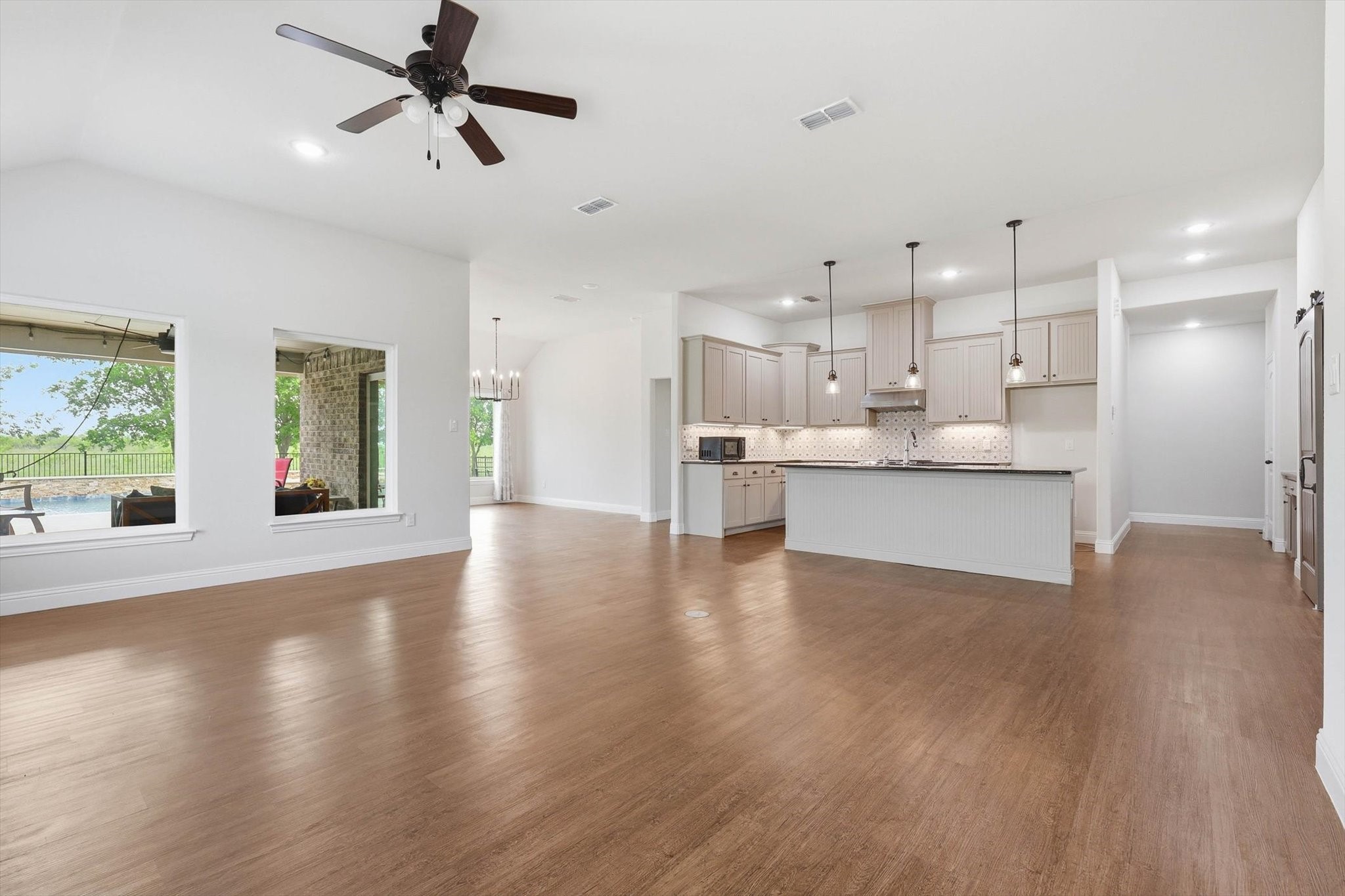 5013 Diamond Drive