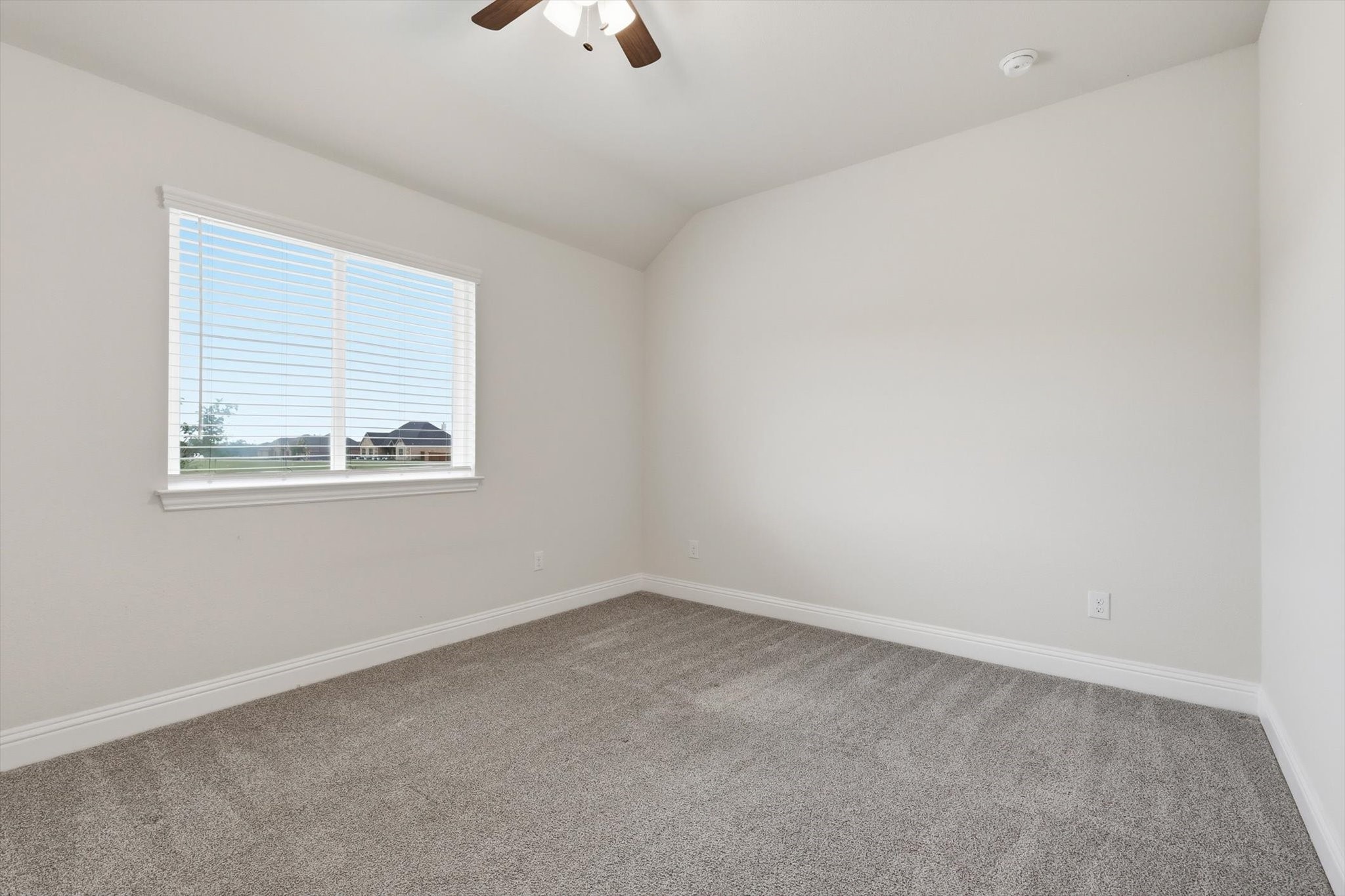 5013 Diamond Drive