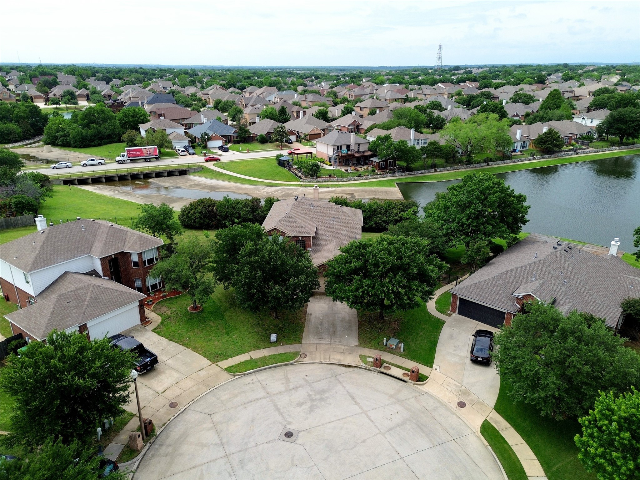 3220 Herring Court