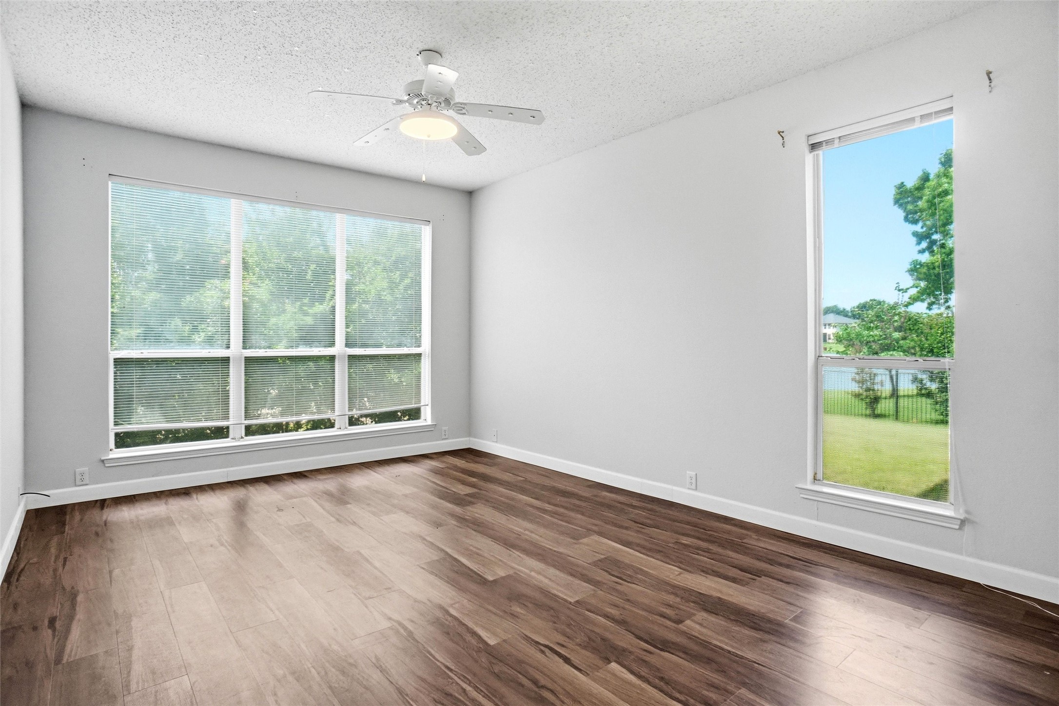 3220 Herring Court