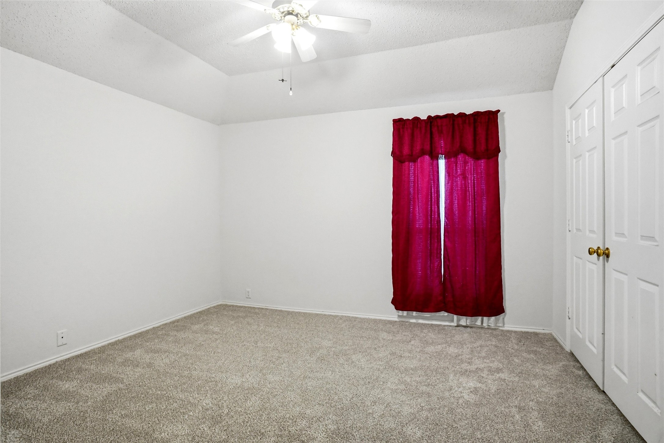 3220 Herring Court