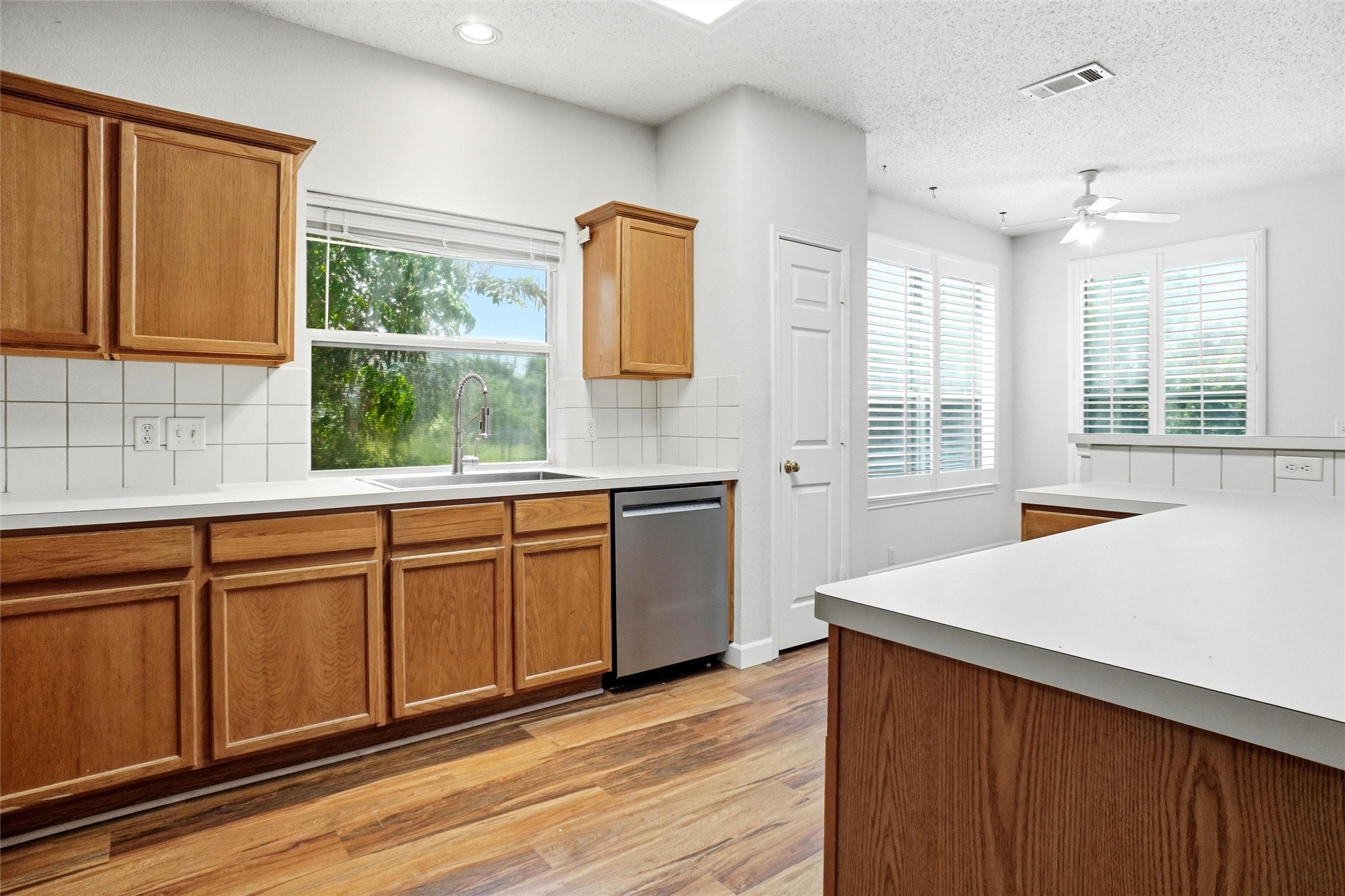 3220 Herring Court