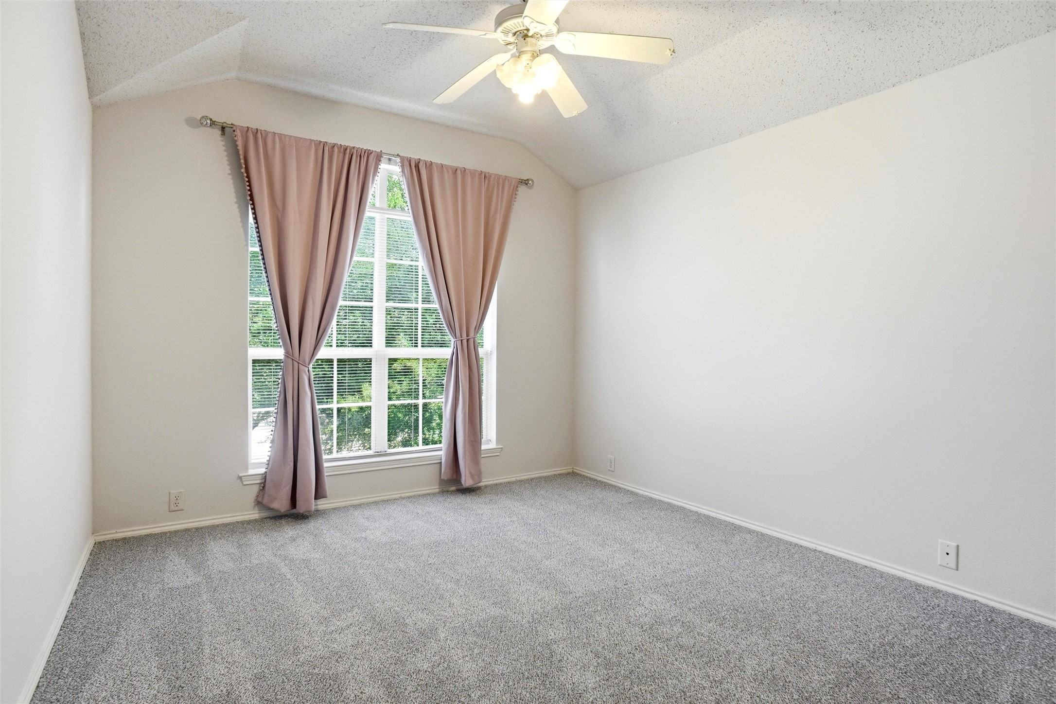 3220 Herring Court