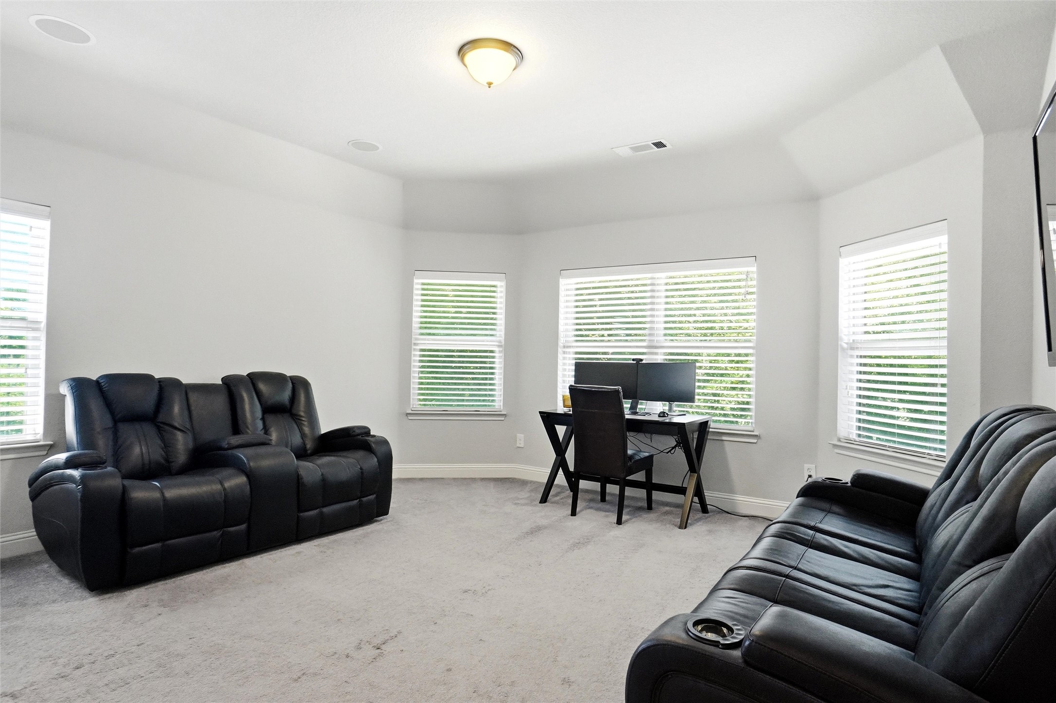 1813 Broughton Drive