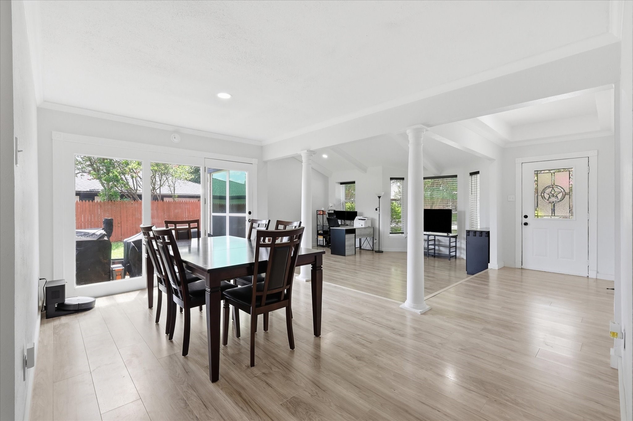 1513 Chisolm Trail