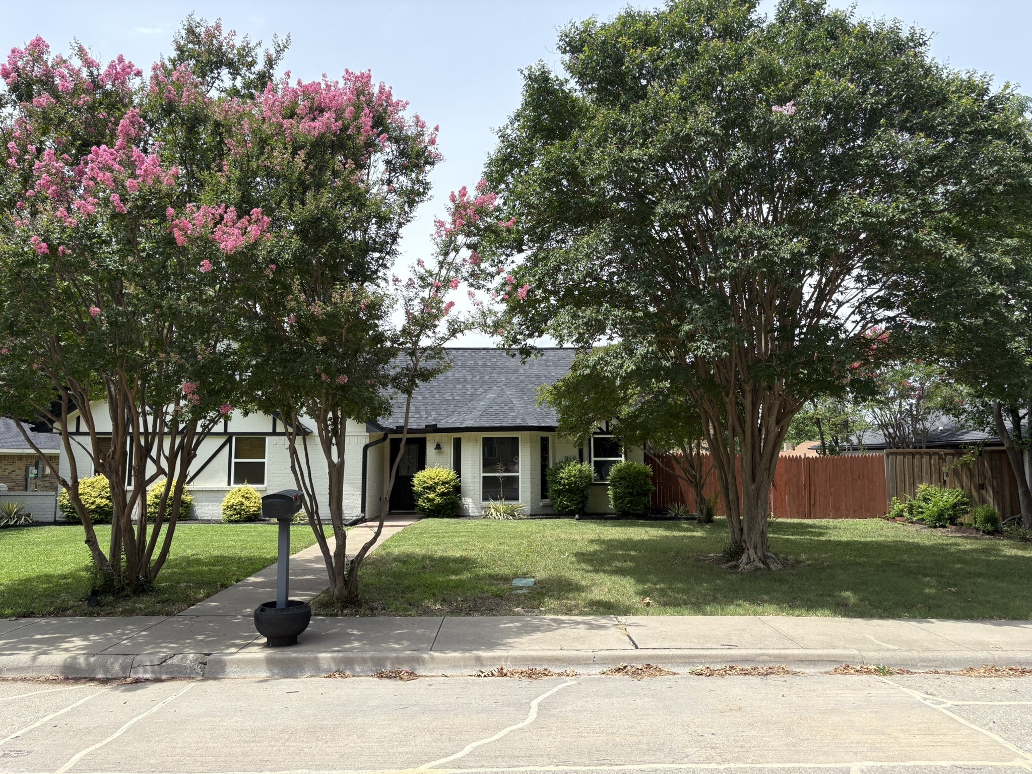 1513 Chisolm Trail
